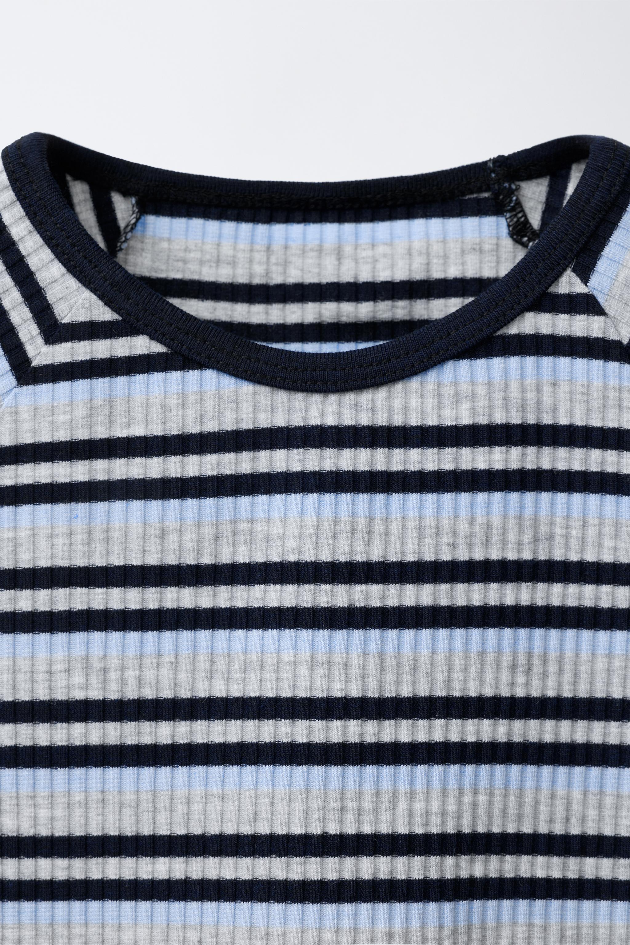 STRIPED DOUBLE HEM T-SHIRT