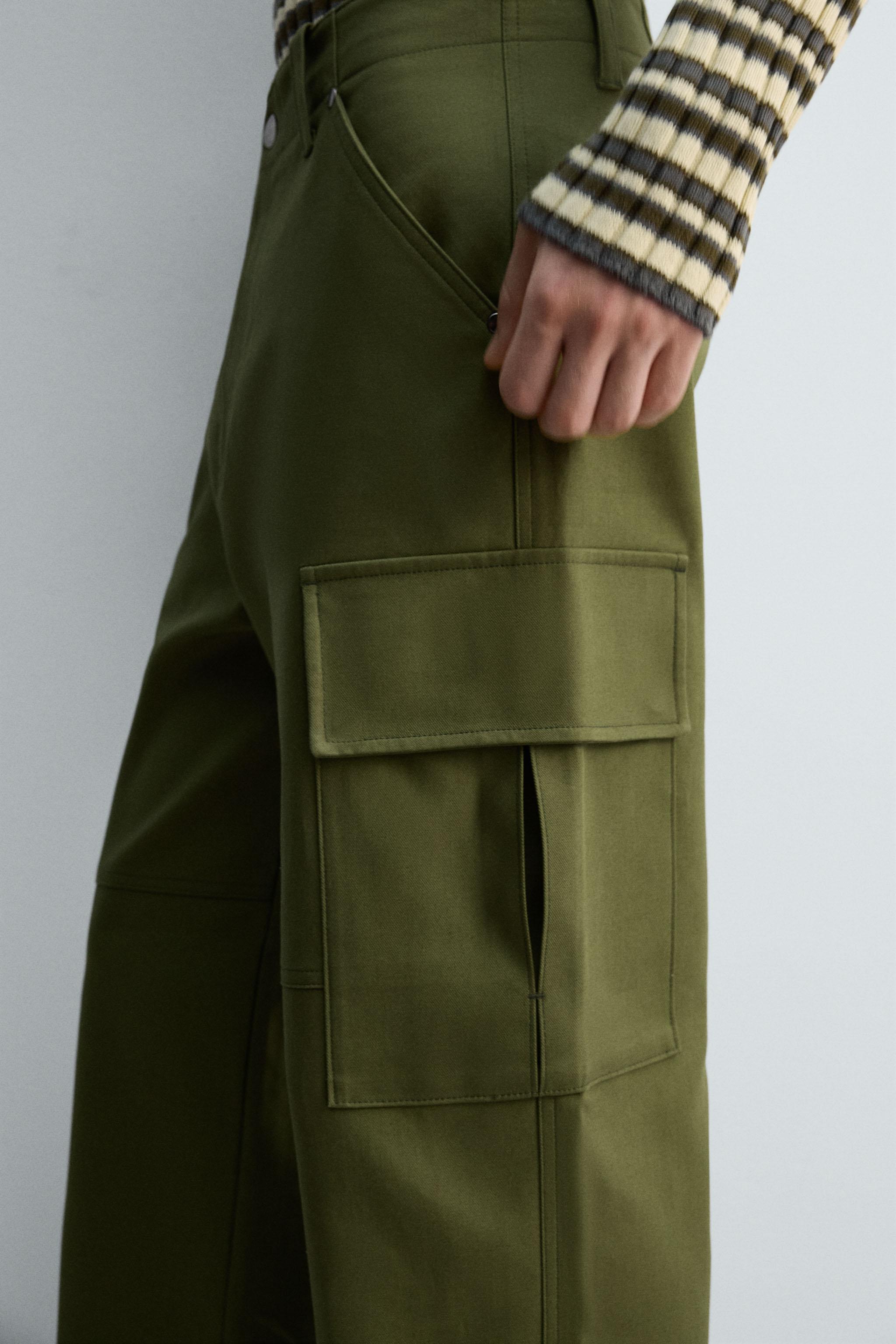 RELAXED FIT CARGO PANTS