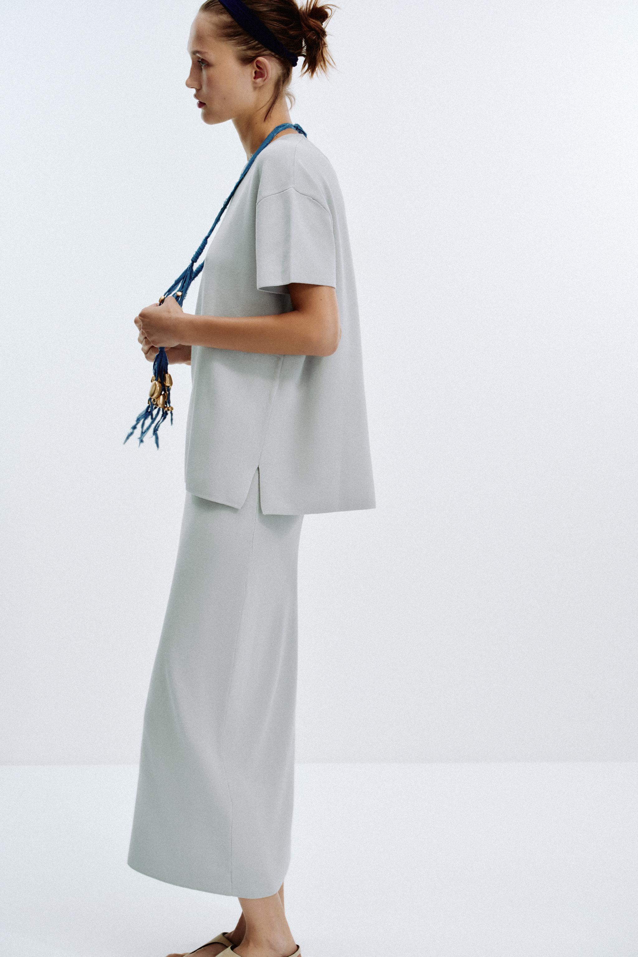 OVERSIZED PLAIN KNIT TOP