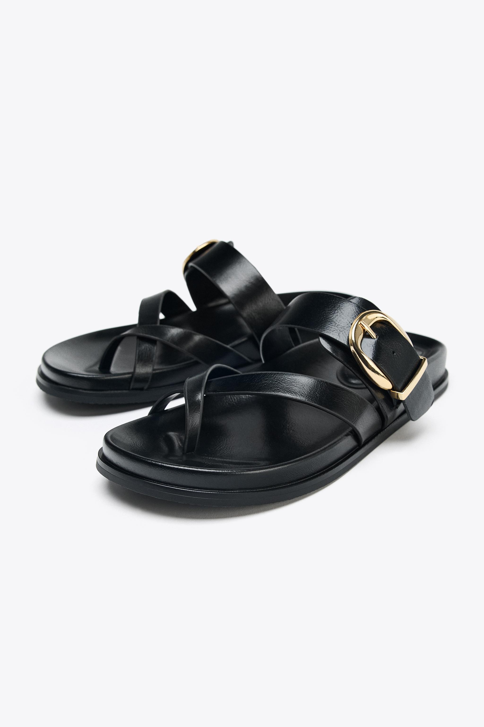 FLAT BUCKLE SANDALS