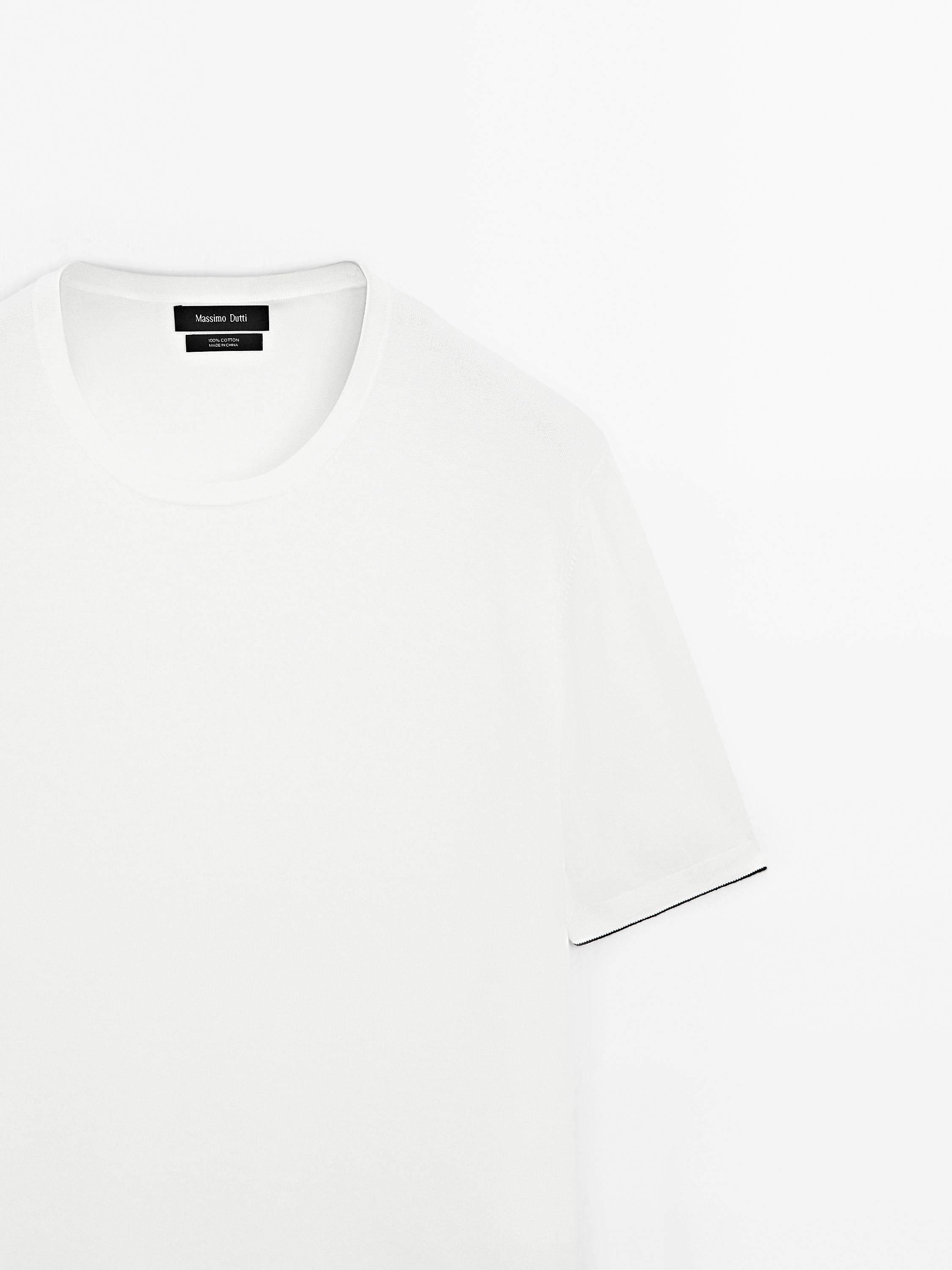 Short sleeve knit T-shirt with colour detail