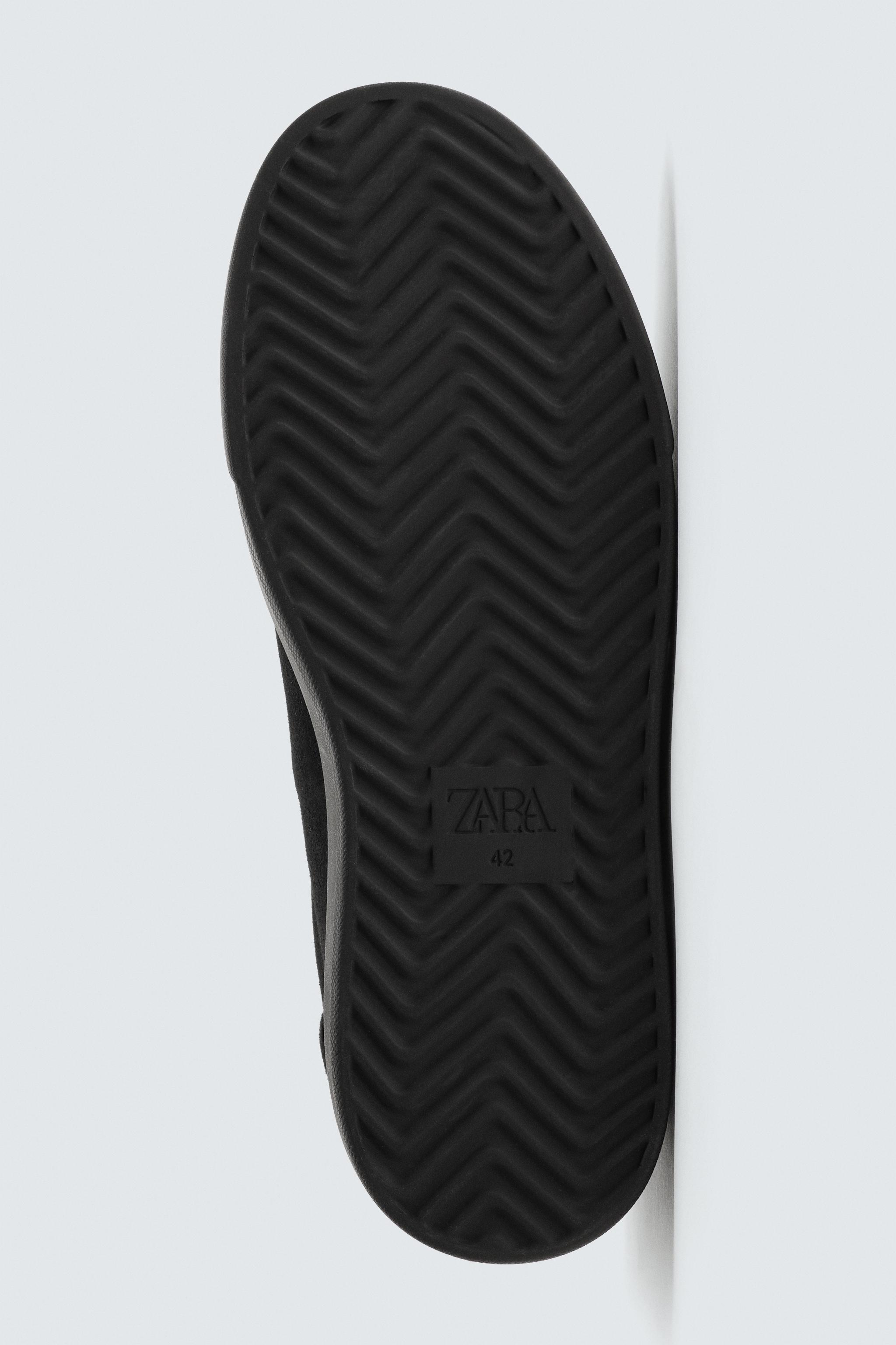 MONOCHROME LEATHER SNEAKERS