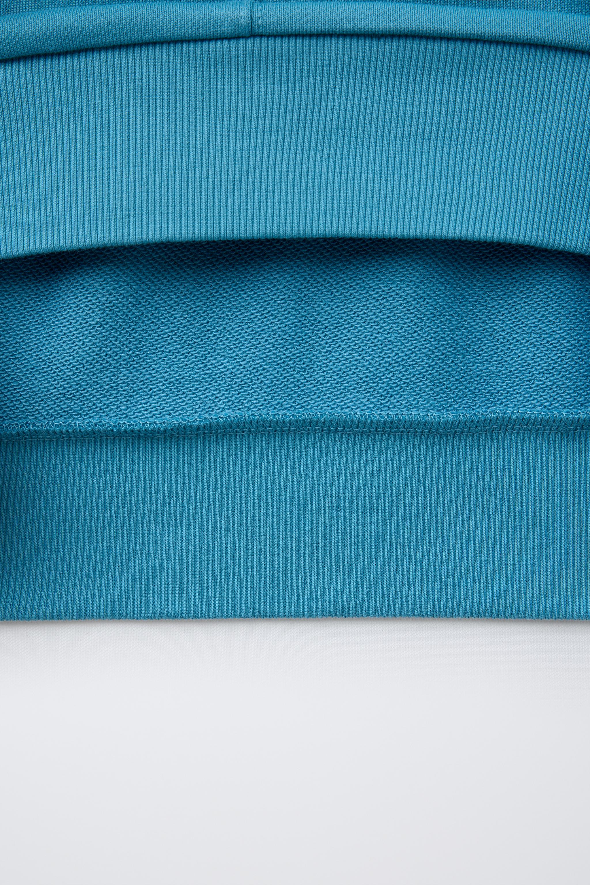 PLAIN SWEATSHIRT WITH RAISED TEXT