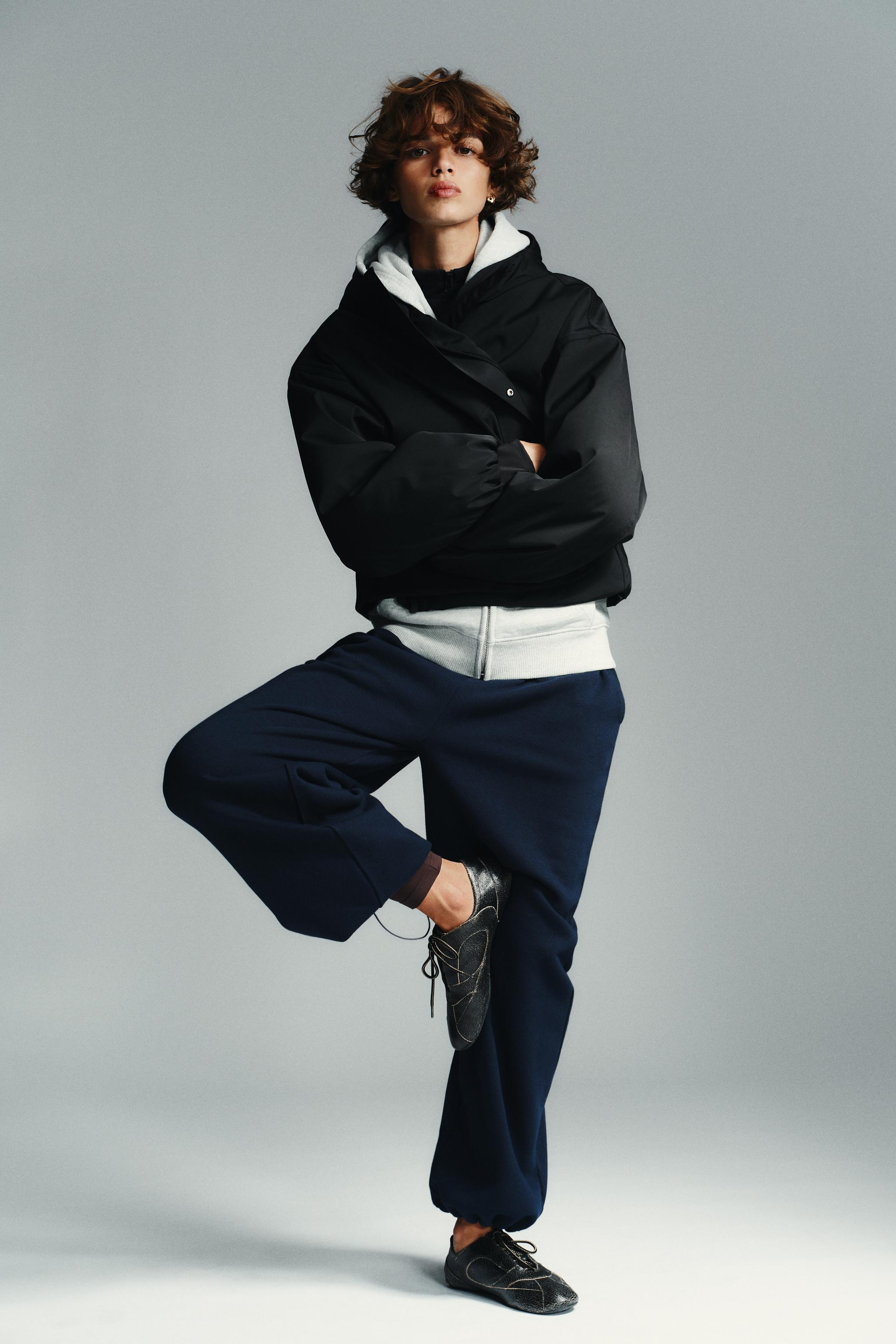 WATER REPELLENT WINDPROOF HOODIE JACKET