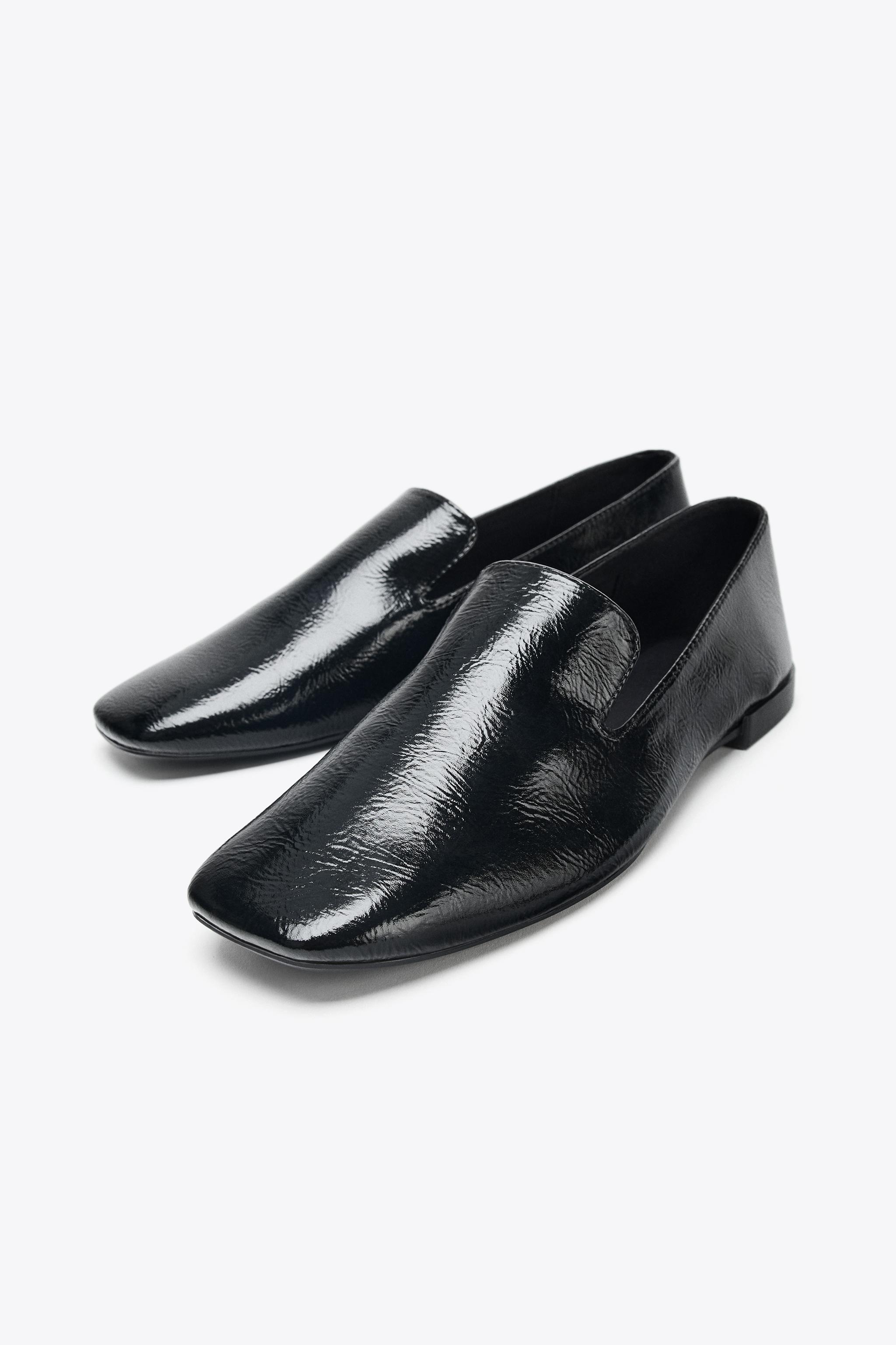 PATENT EFFECT LOAFERS