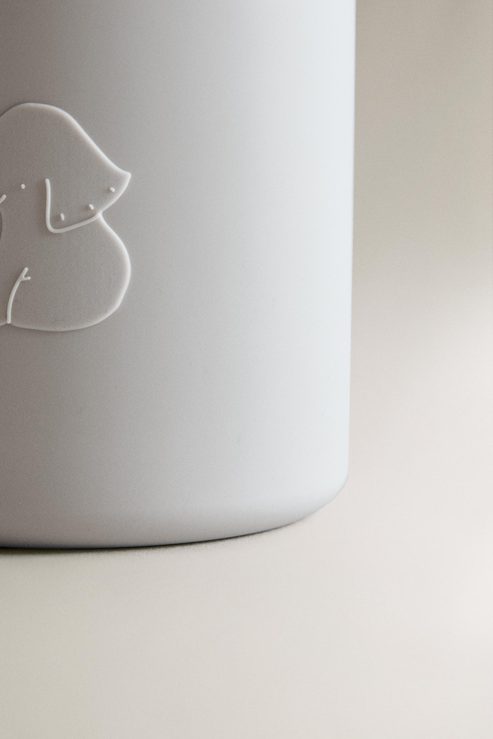 CHILDREN'S SILICONE ELEPHANT TUMBLER