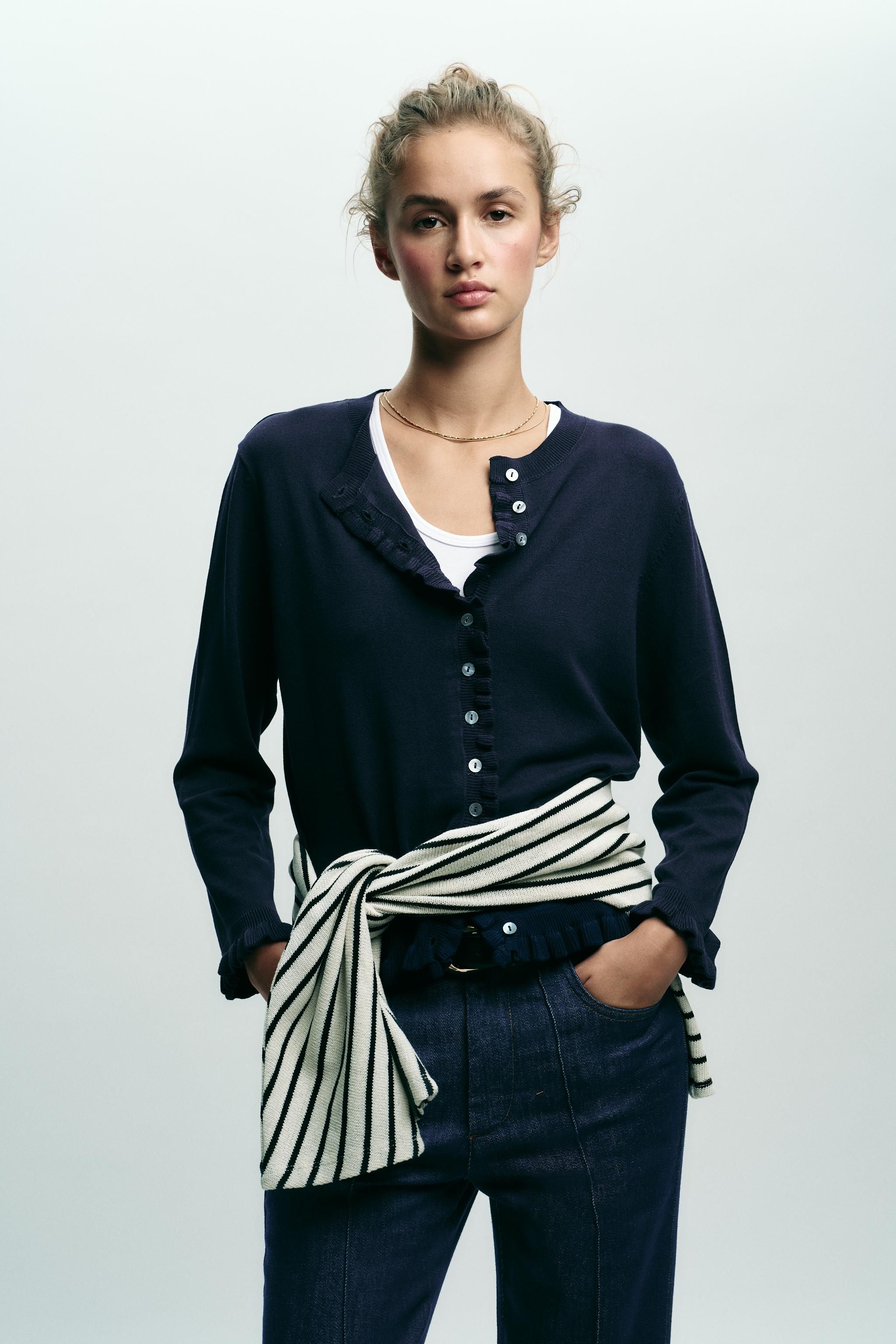 RUFFLED KNIT CARDIGAN