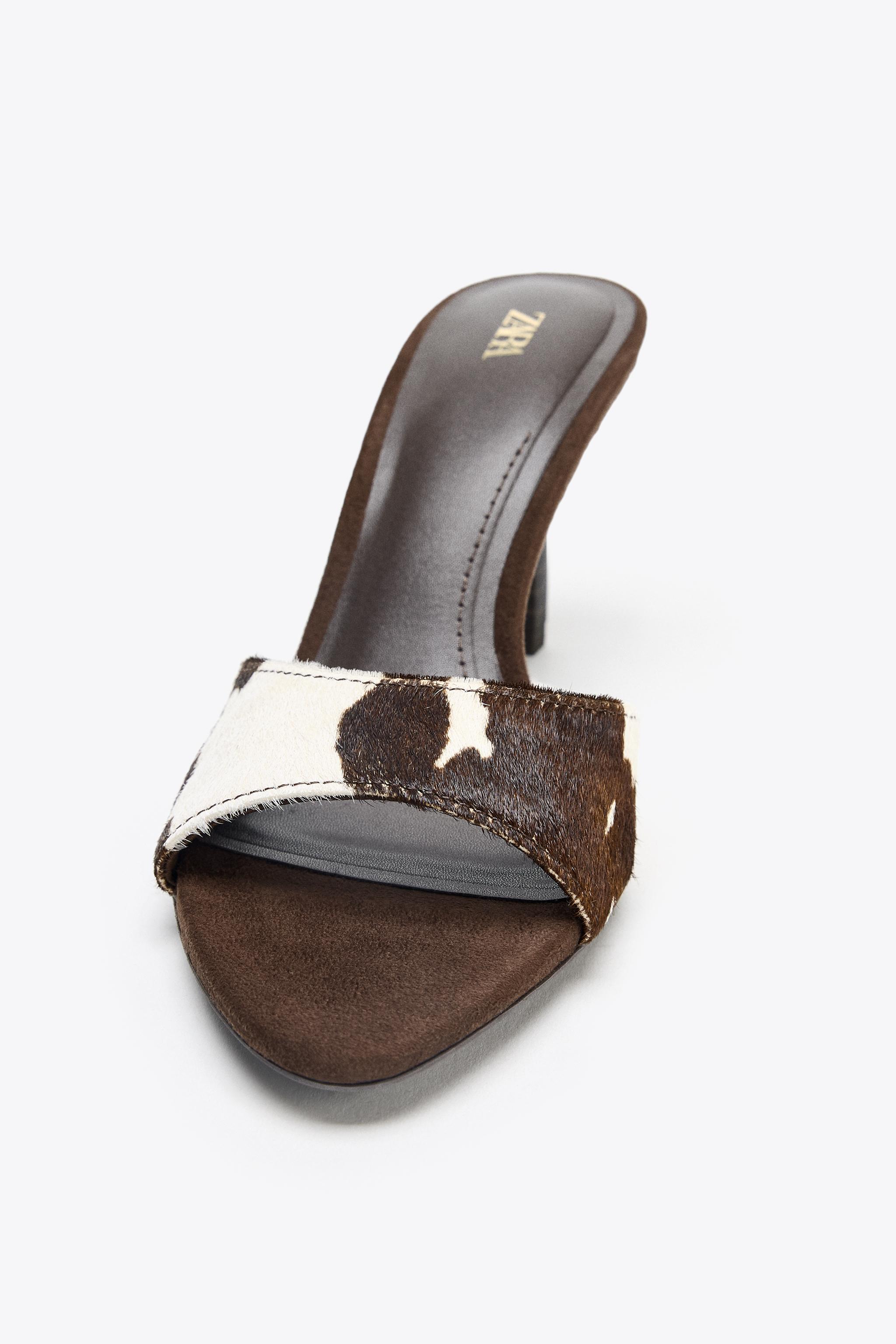 ANIMAL PRINT LEATHER HEELED SANDALS