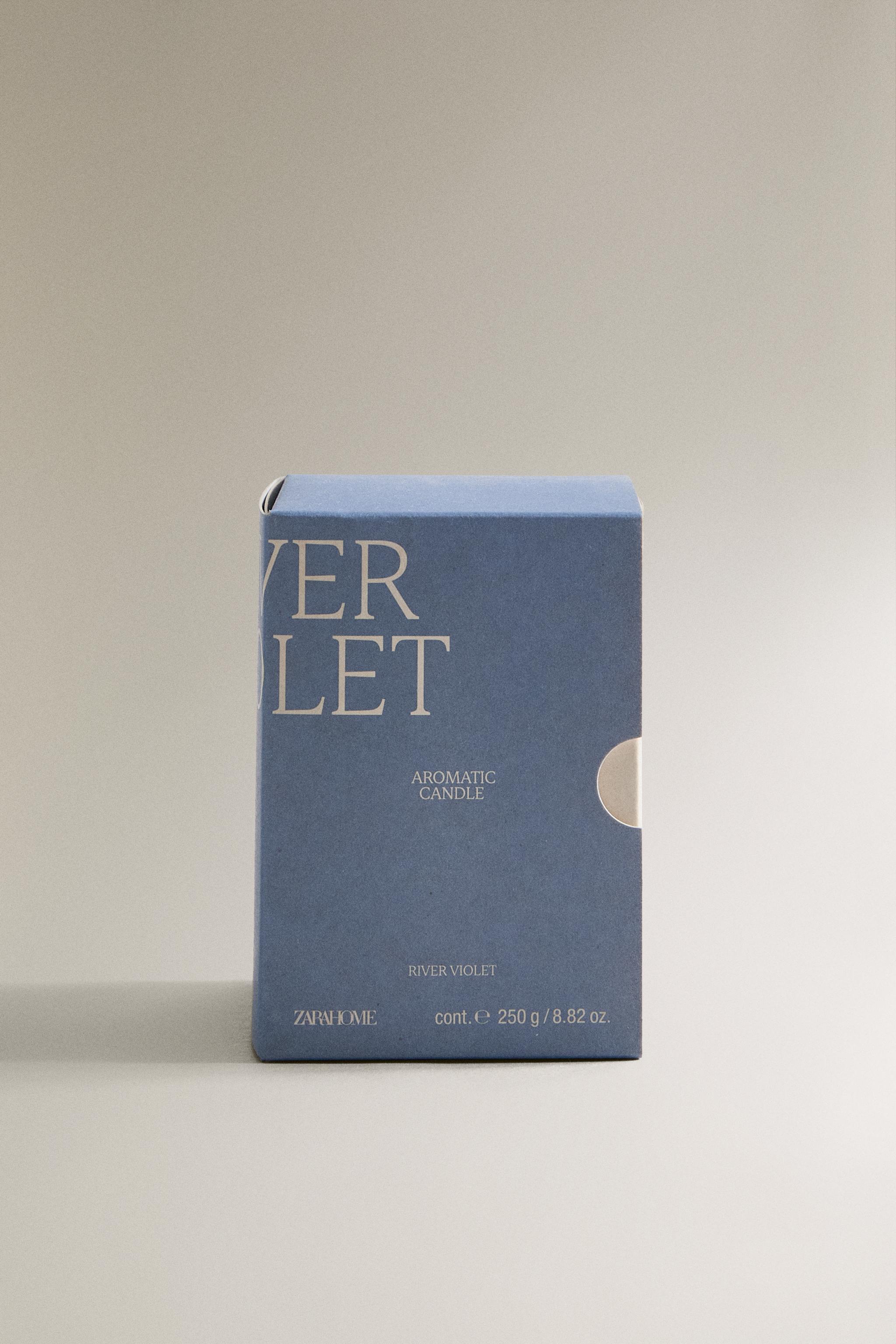 (250 G) RIVER VIOLET SCENTED CANDLE