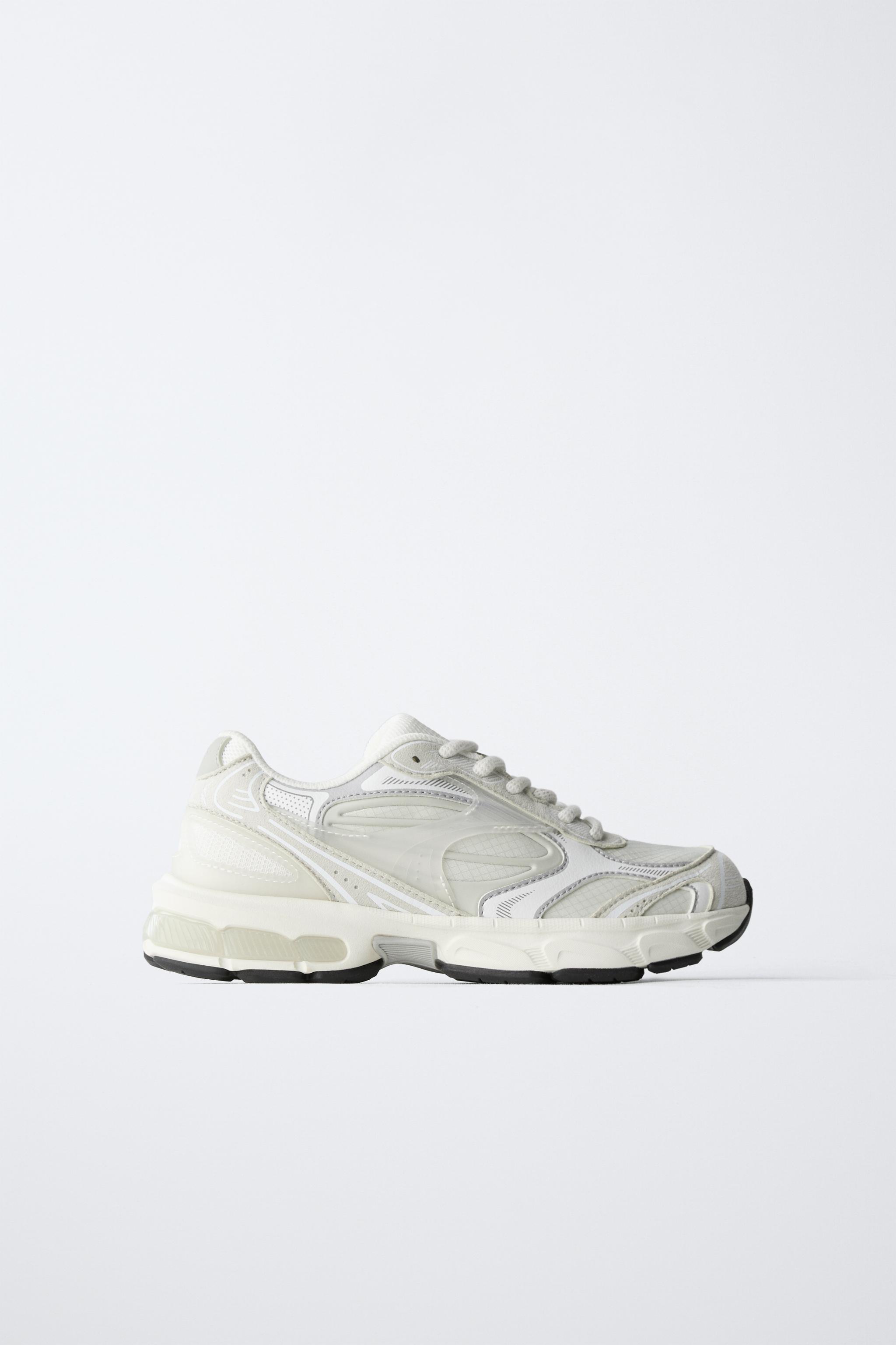 MULTI-PIECE SNEAKERS