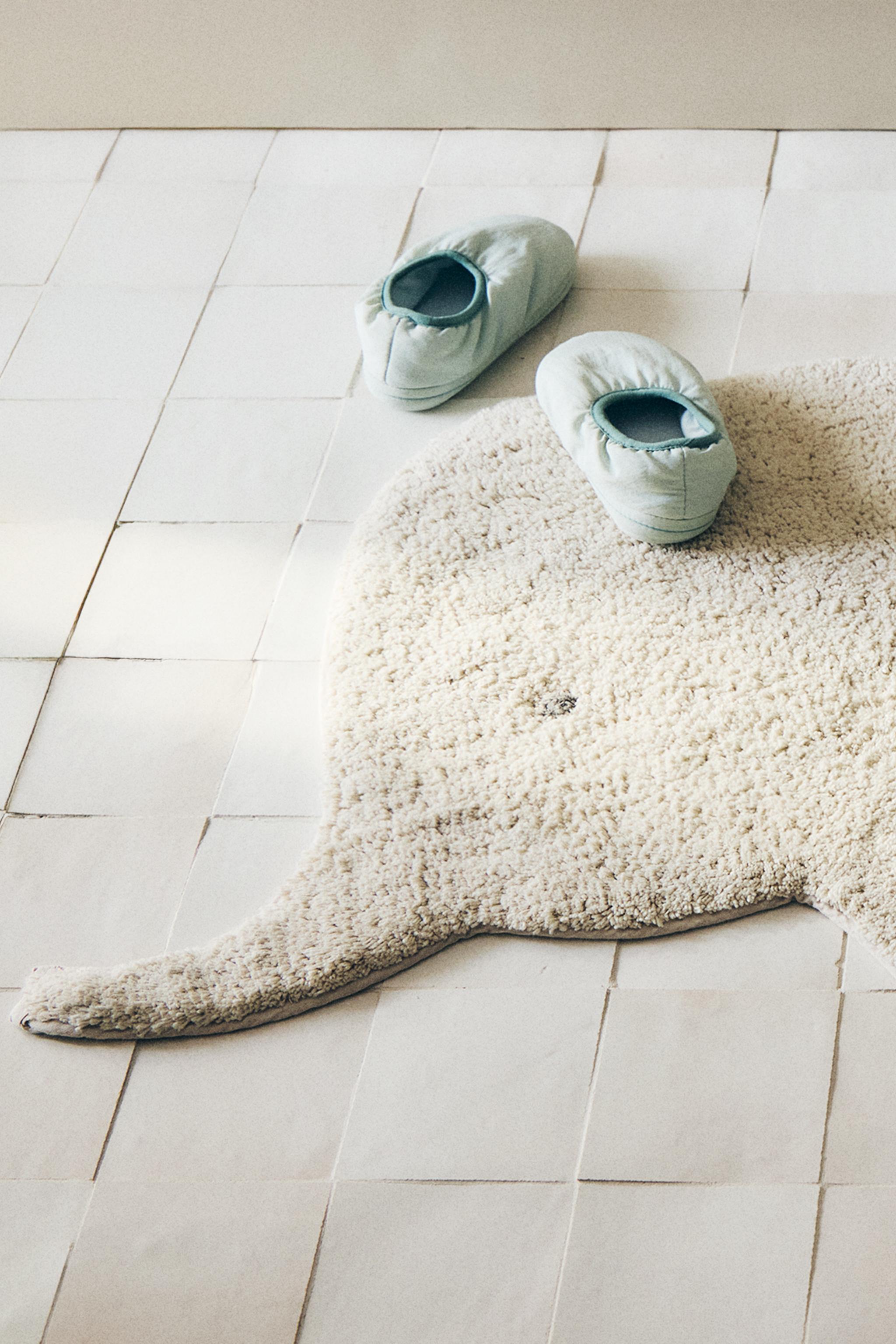 CHILDREN'S ELEPHANT BATH MAT
