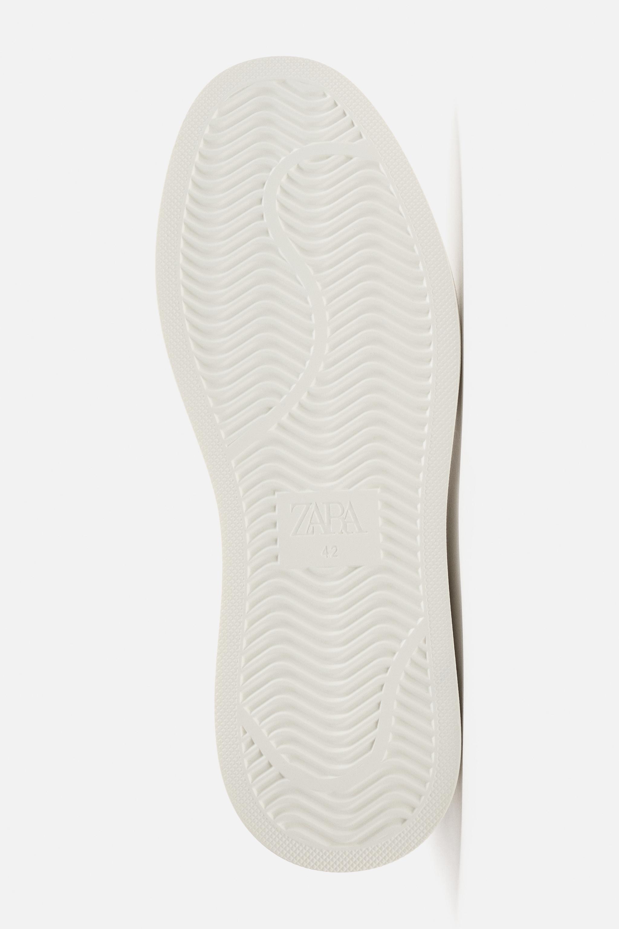 HEEL DETAIL SNEAKERS