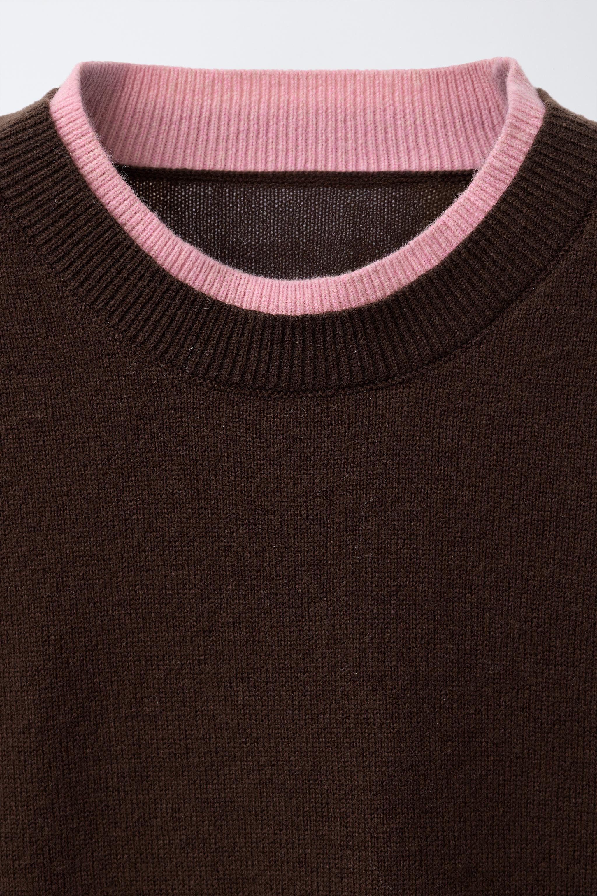 DOUBLE LAYER TRIM KNIT SWEATER