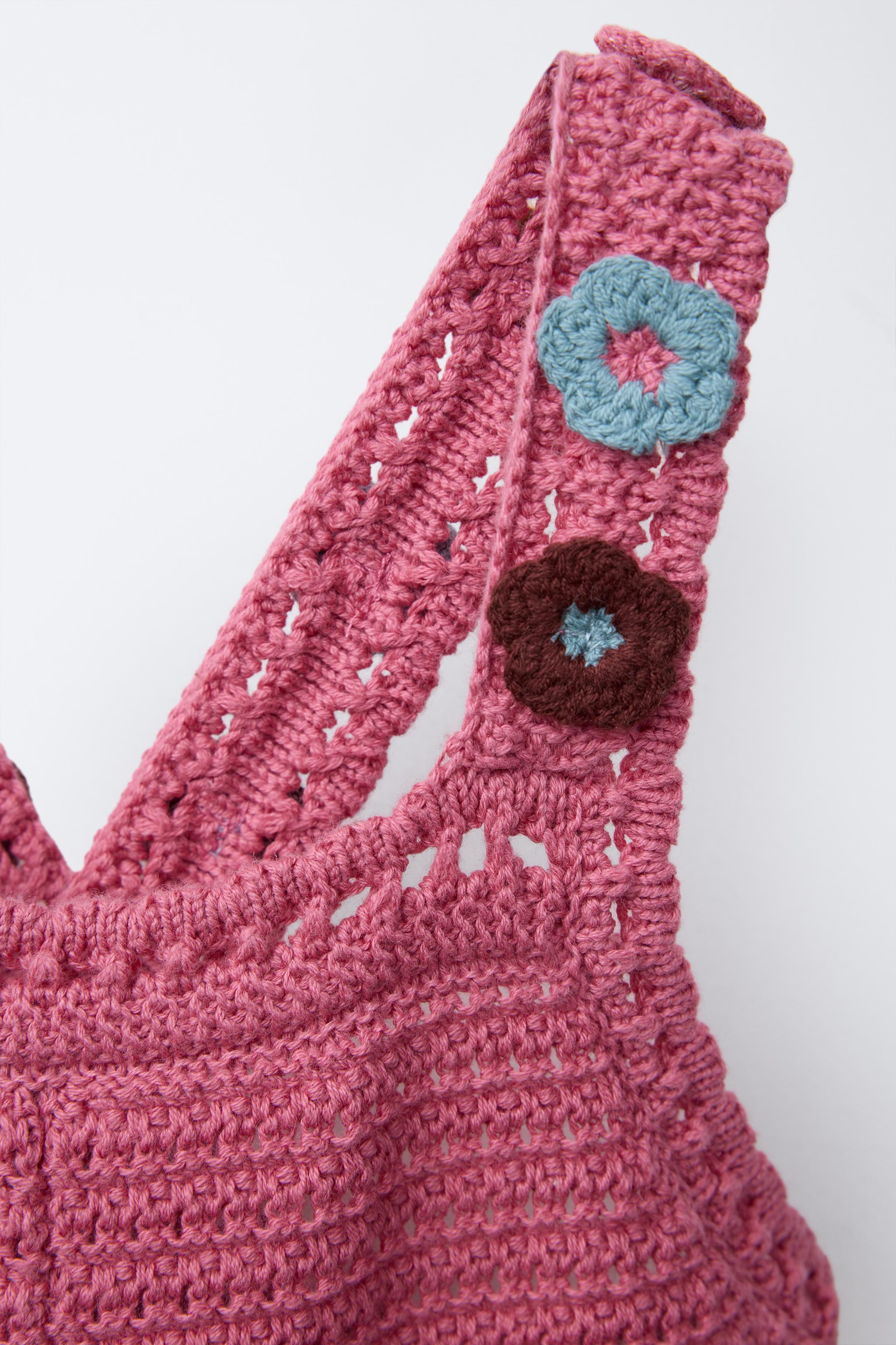 FLORAL CROCHET KNIT SHORT OVERALLS