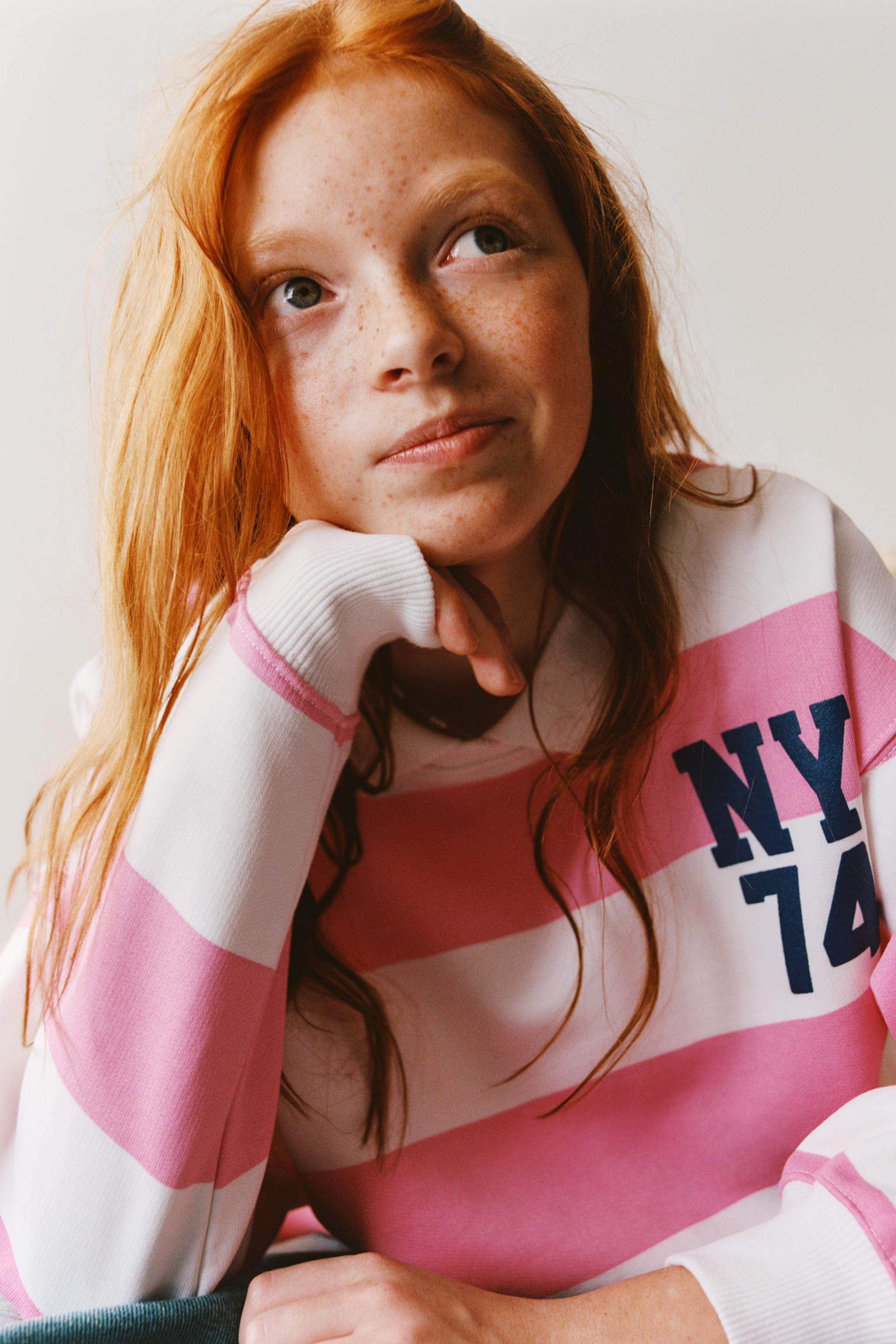 STRIPED POLO COLLAR SWEATSHIRT