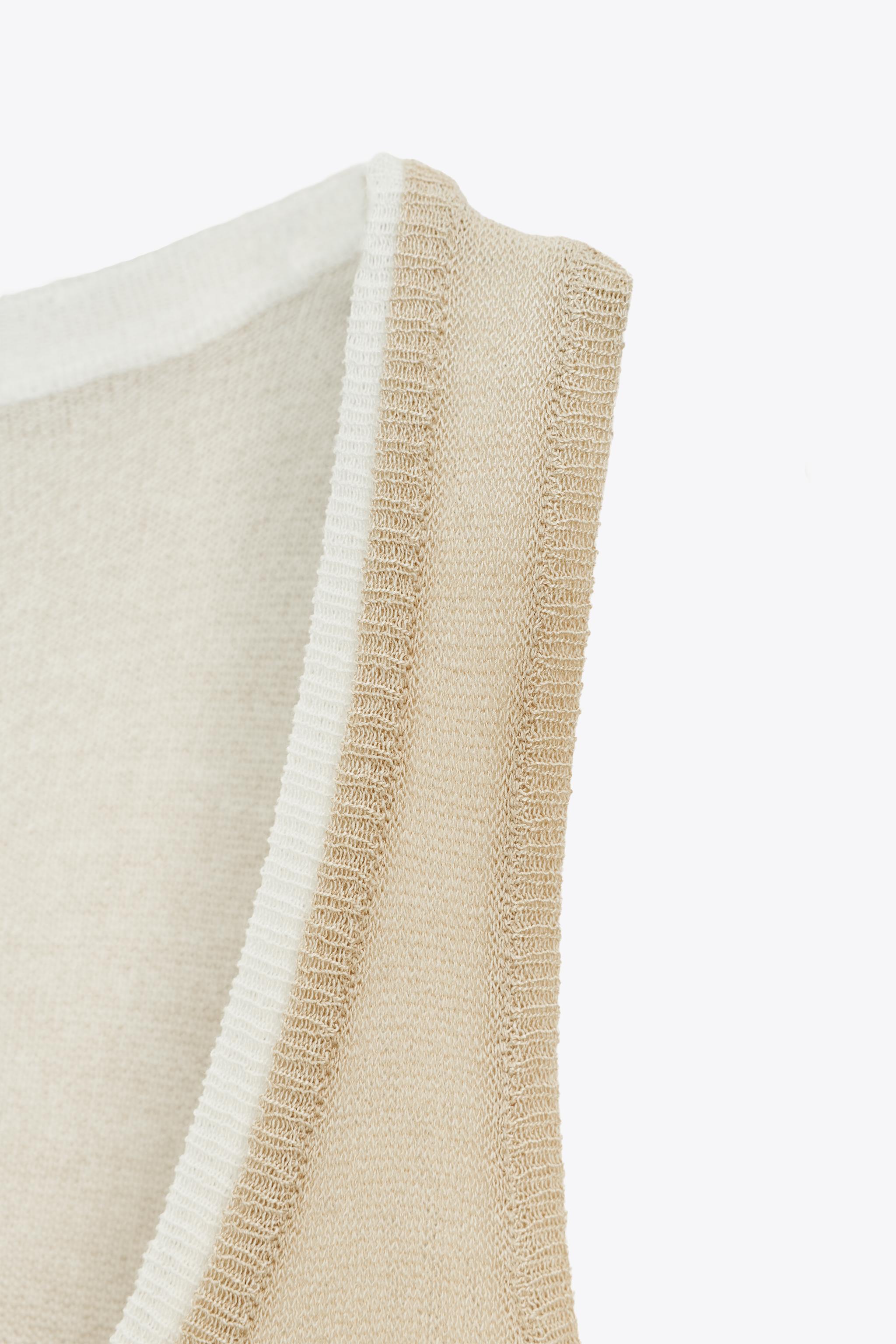 DOUBLE LAYER KNIT TOP