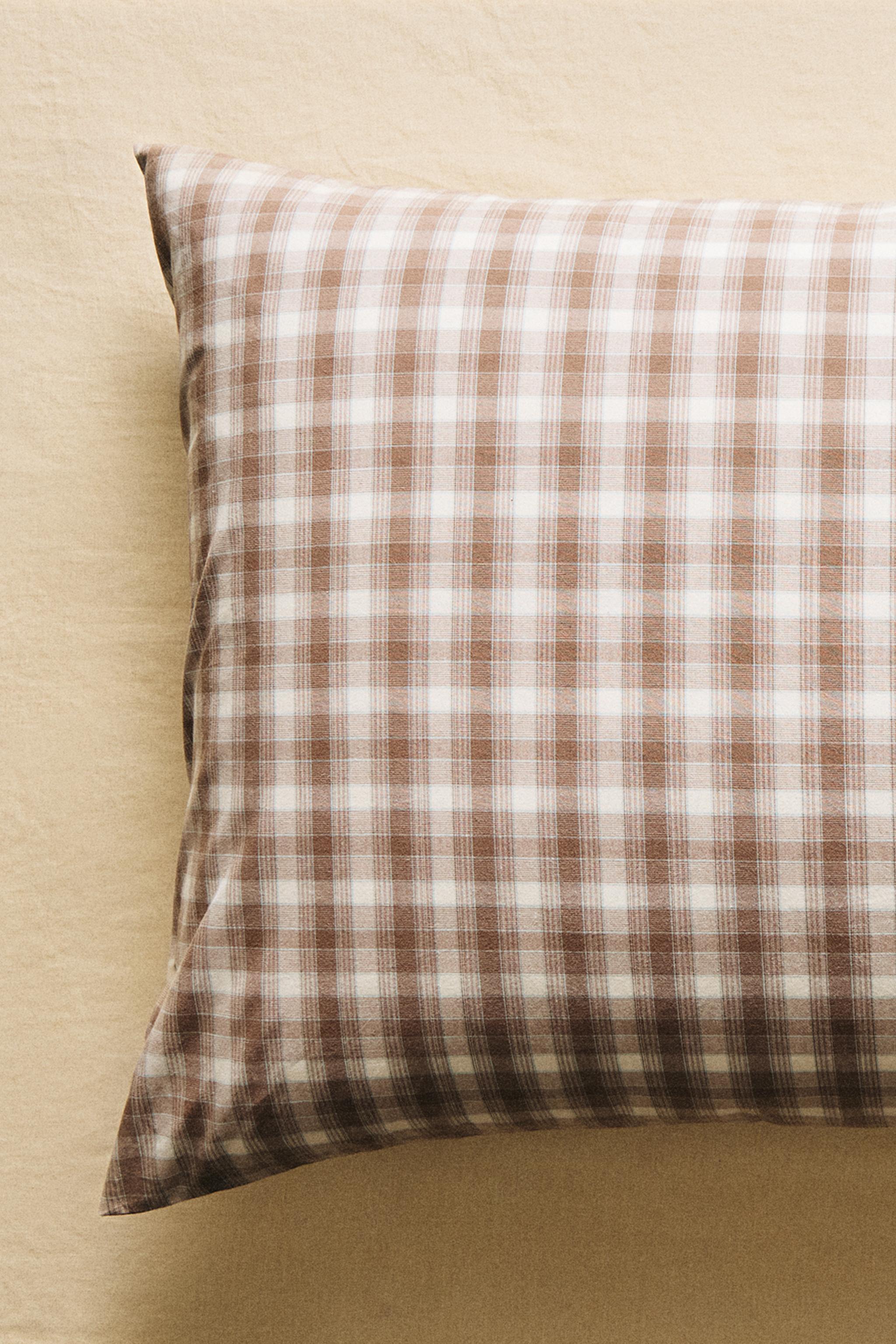 CHILDREN'S CHECK FLANNEL PILLOWCASE