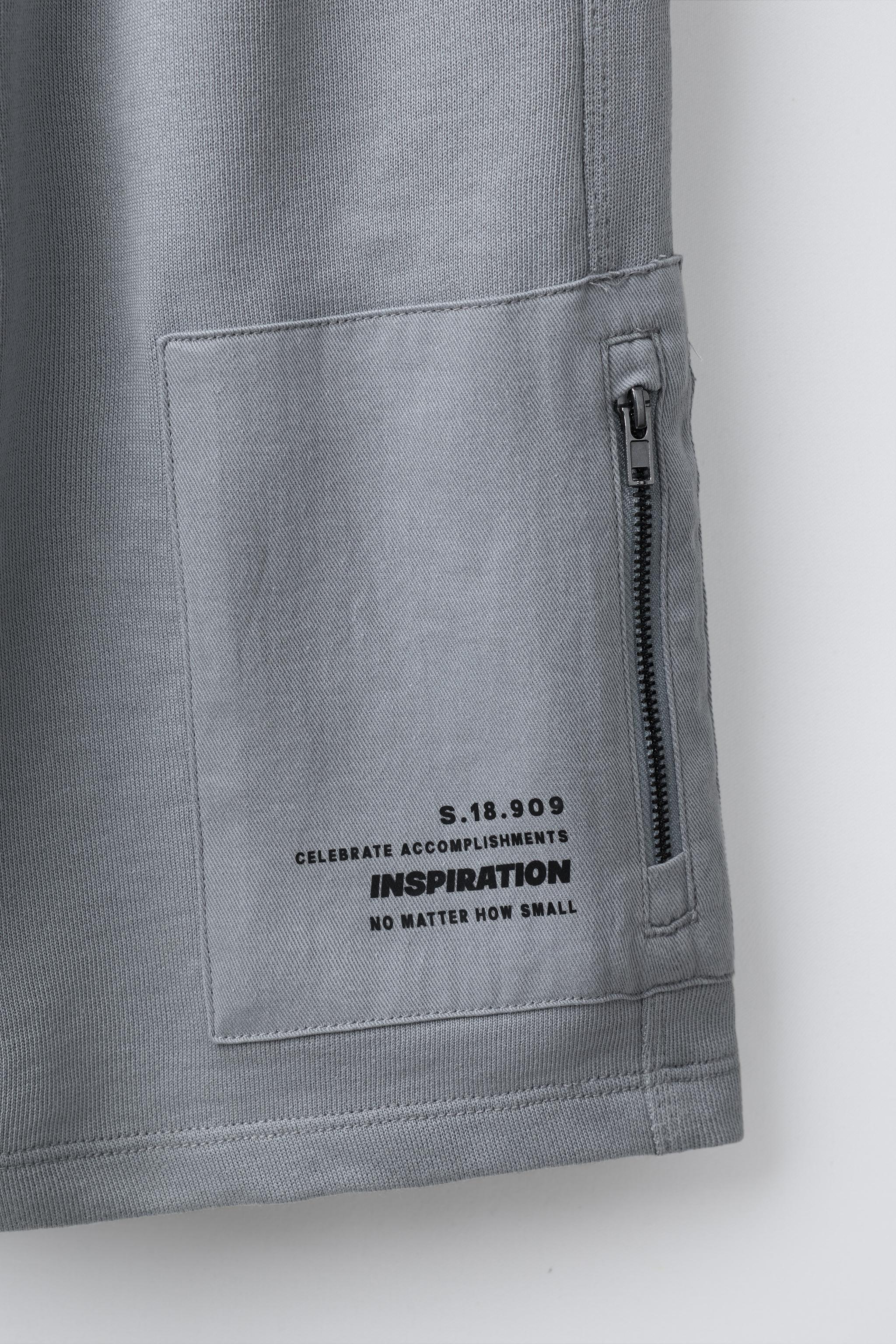 STRAIGHT CARGO POCKET SHORTS