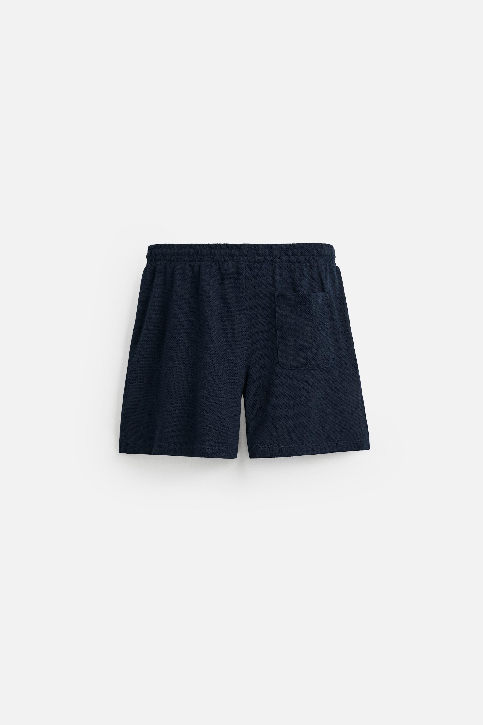 TEXTURED RELAXED FIT SHORTS