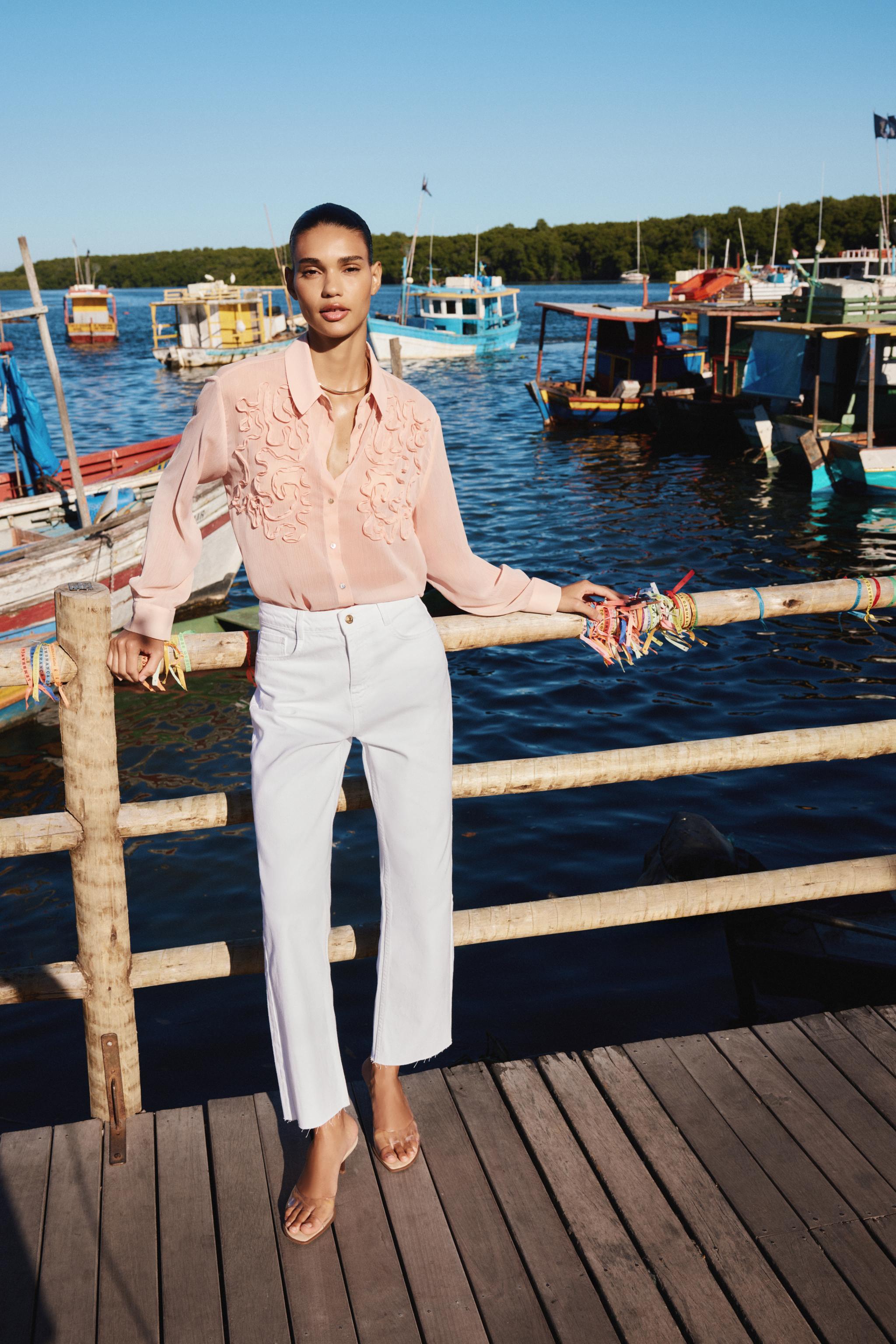 HIGH HEELED VINYL SANDALS