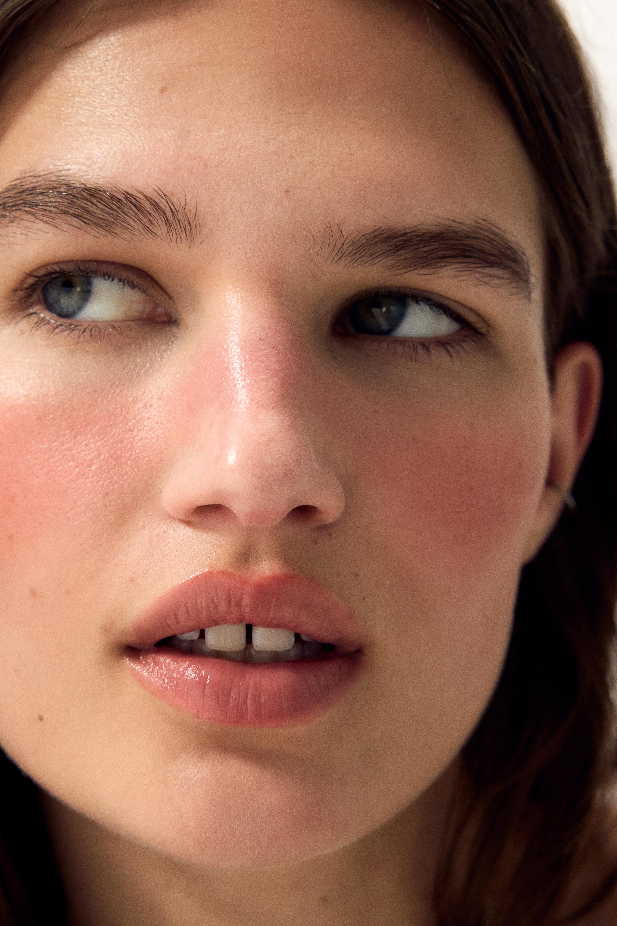 CREAM BLUSH - FIRST FLUSH