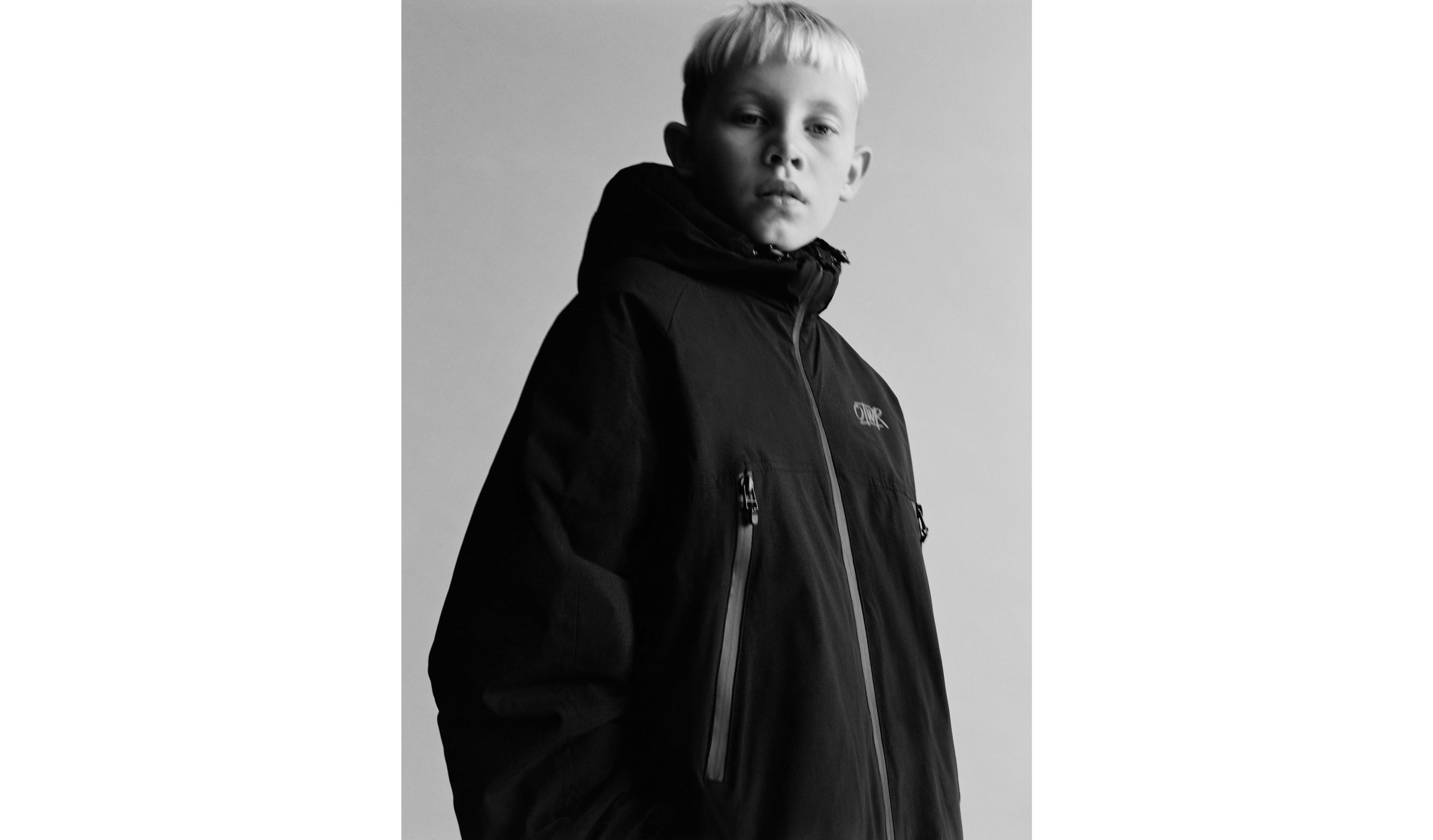 ZIPPERED PUFFER JACKET