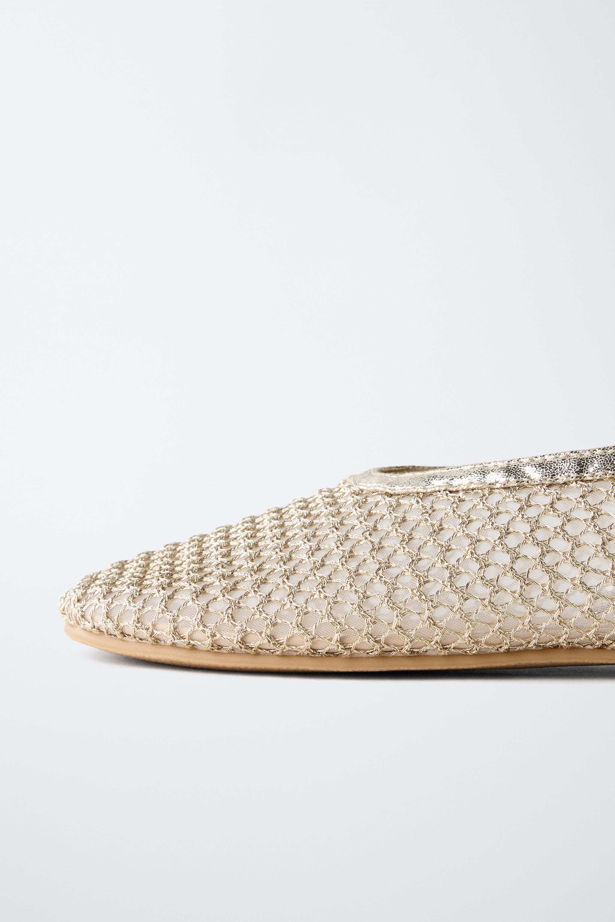 GOLD SLINGBACK BALLET FLATS