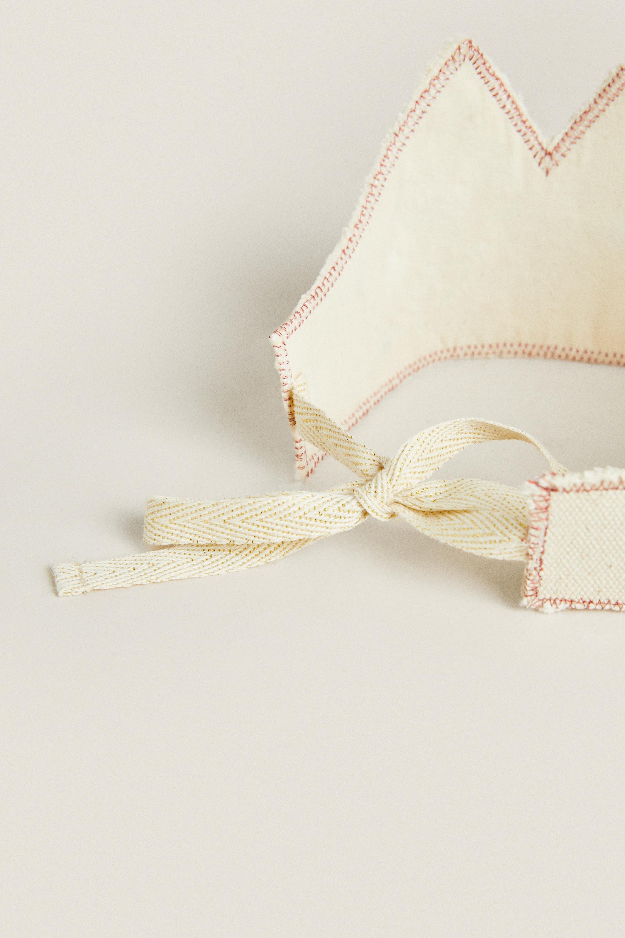 CHILDREN'S BIRTHDAY CROWN