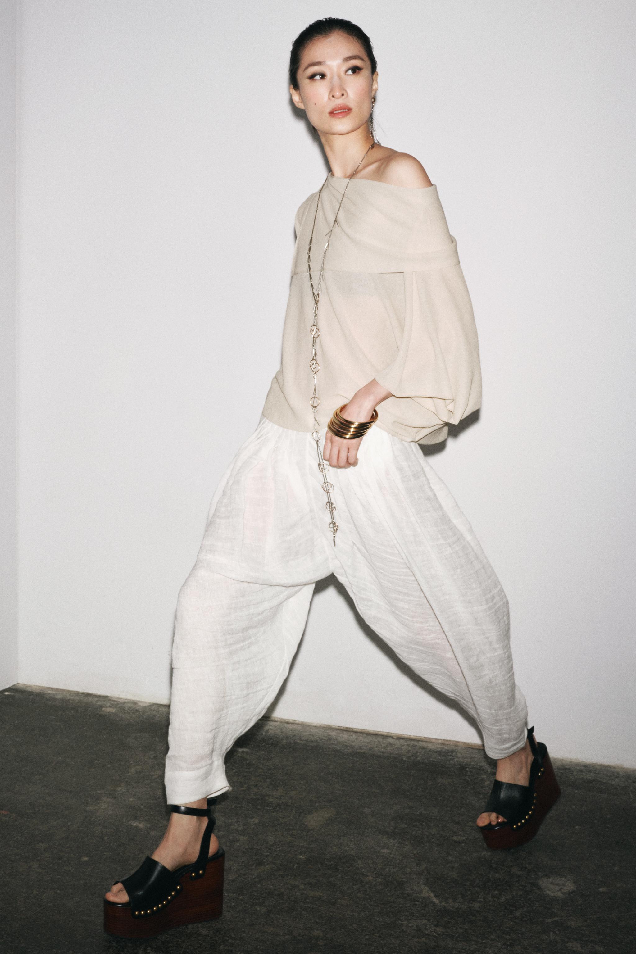 SMOOTH KNIT LAYER TOP