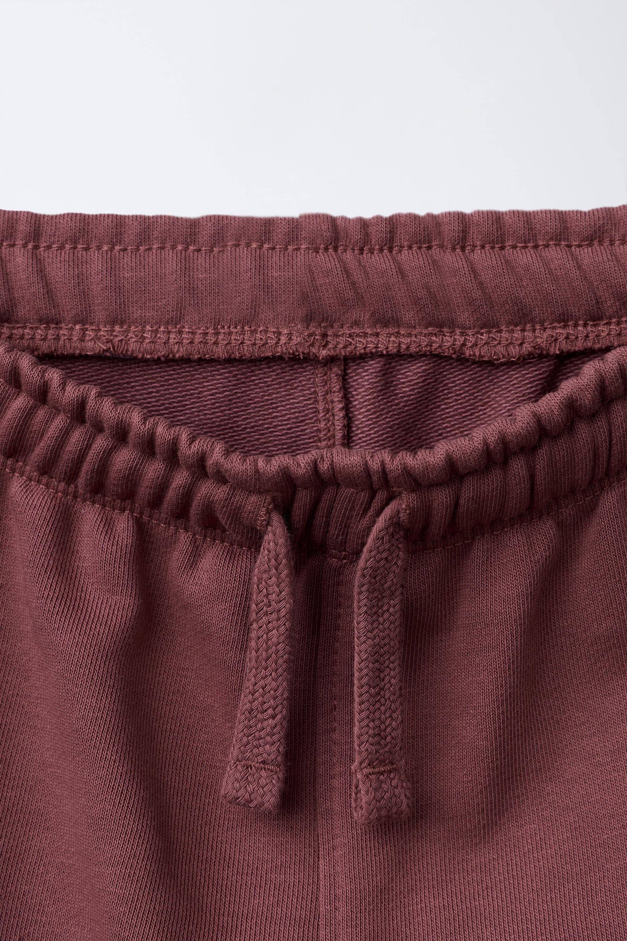 TEXT SWEATSHIRT AND JOGGER PANTS SET