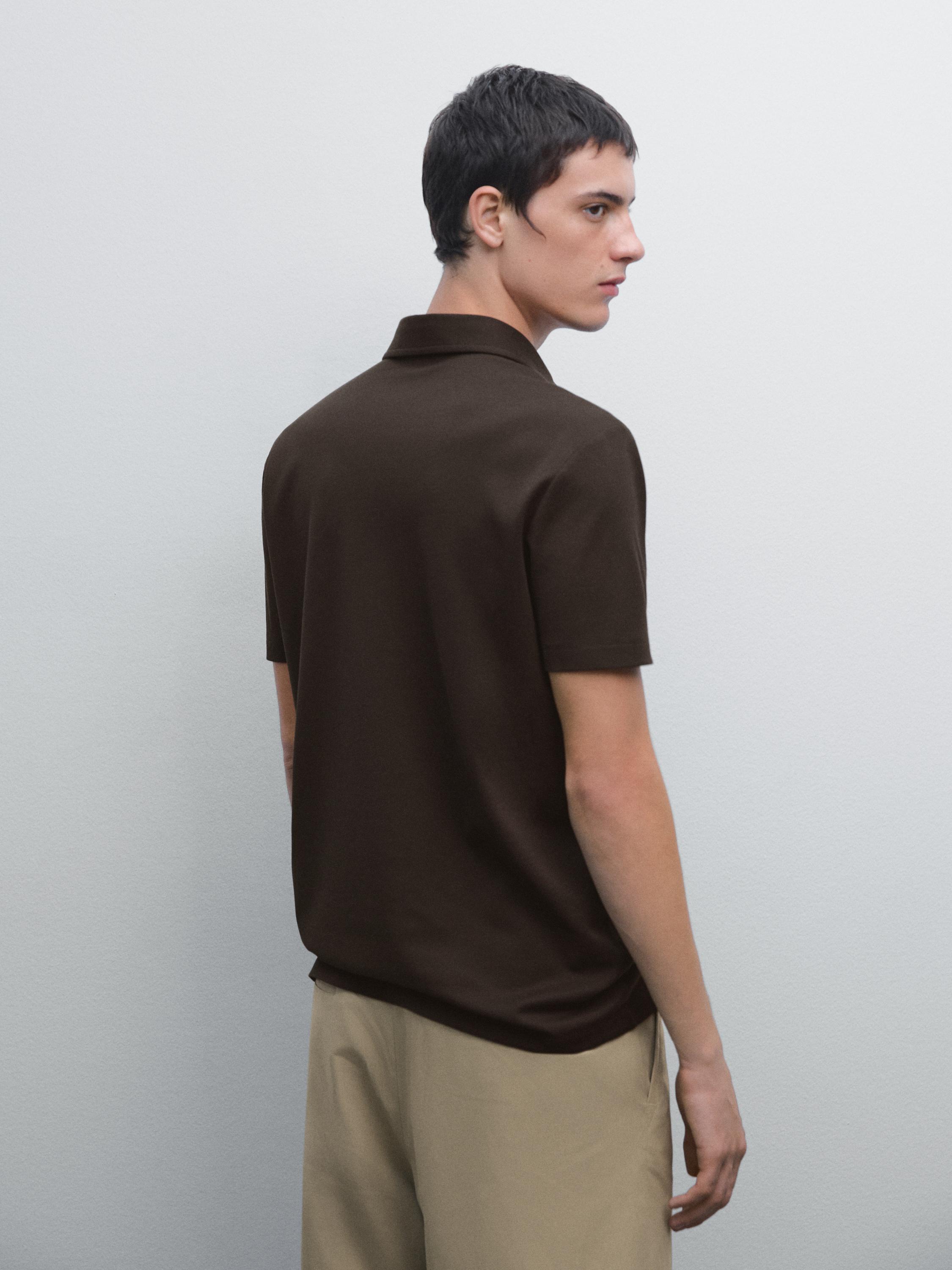 Textured short sleeve polo shirt