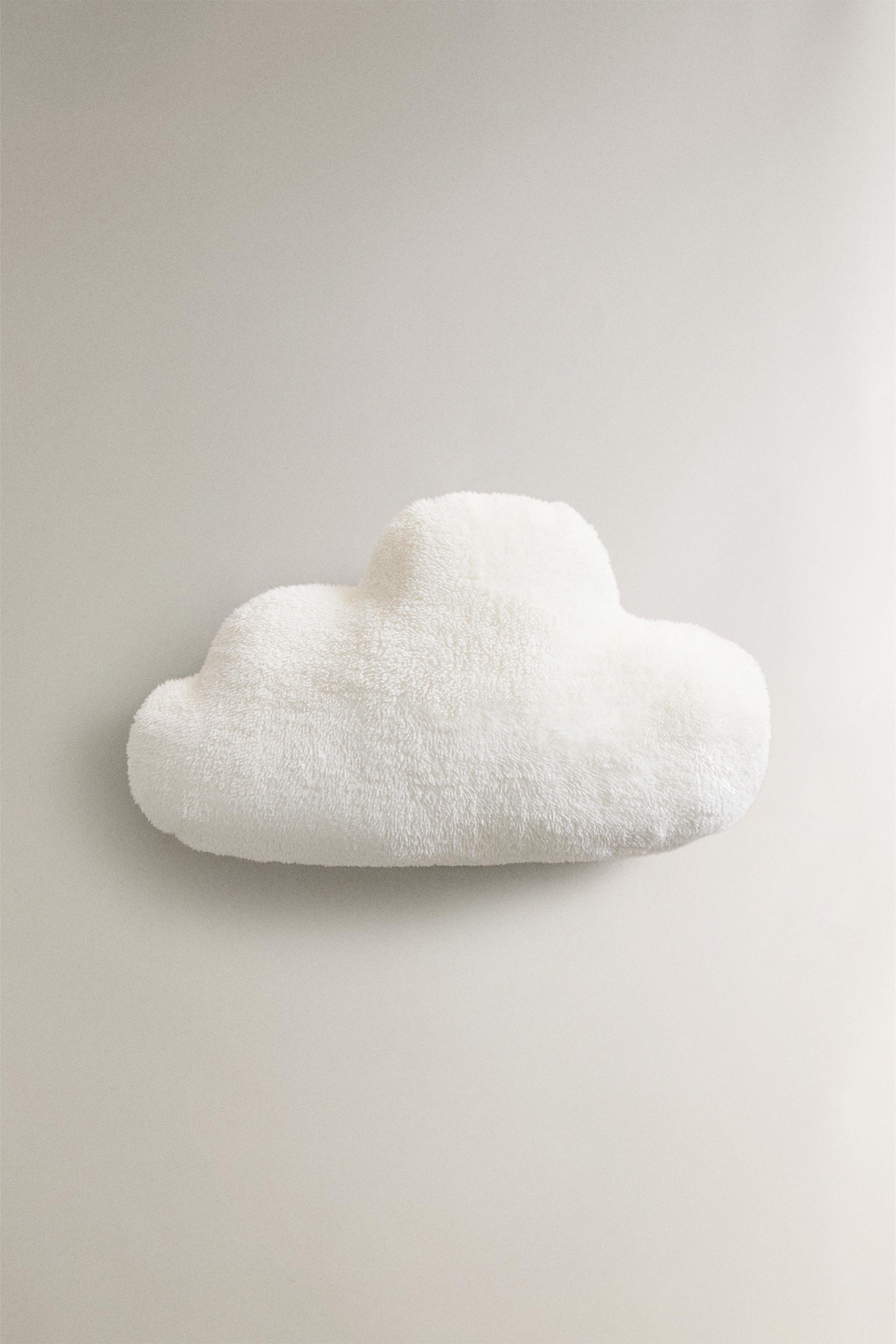 CHILDREN’S FAUX FUR MUSLIN CLOUD THROW PILLOW