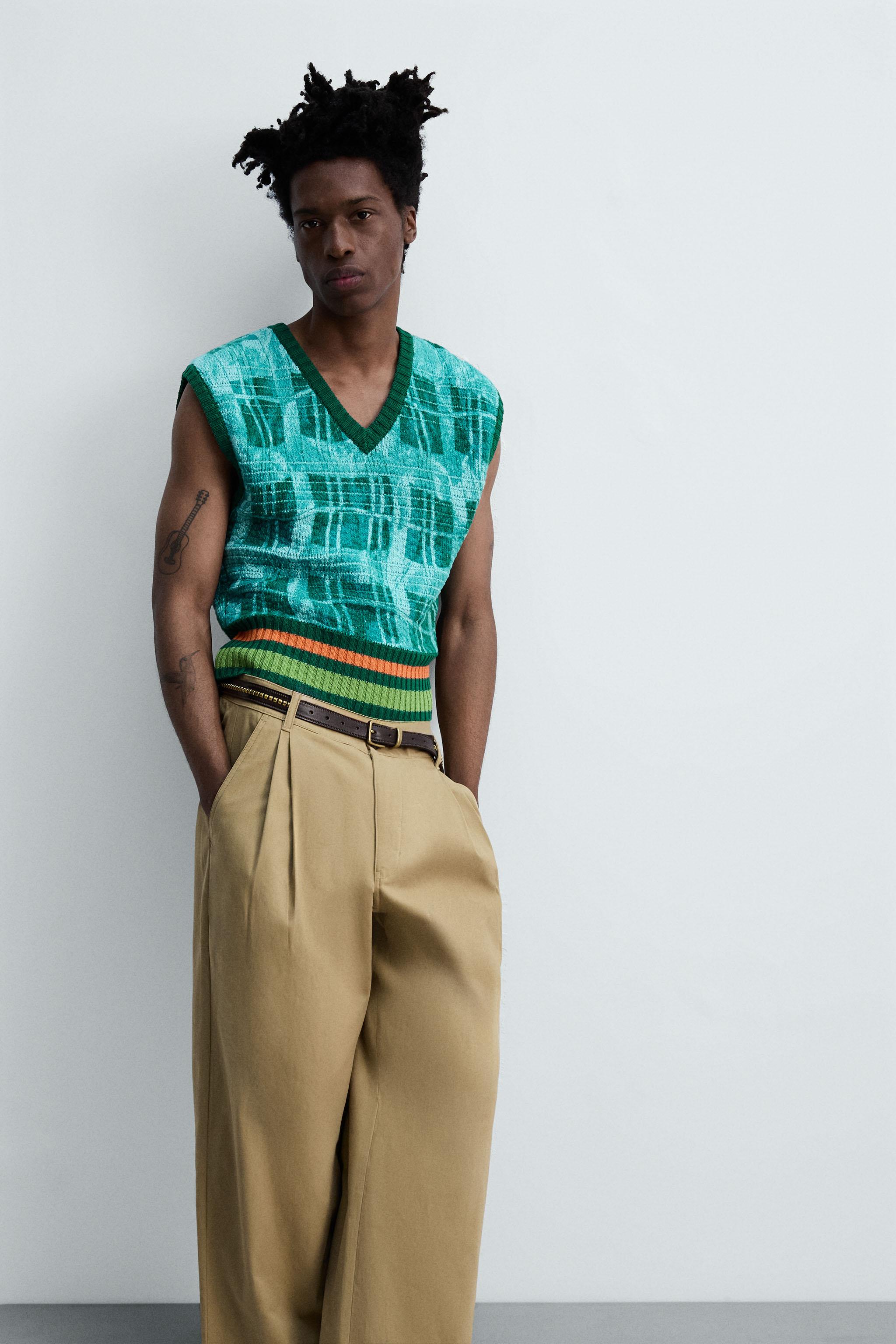 PLEATED WIDE FIT PANTS