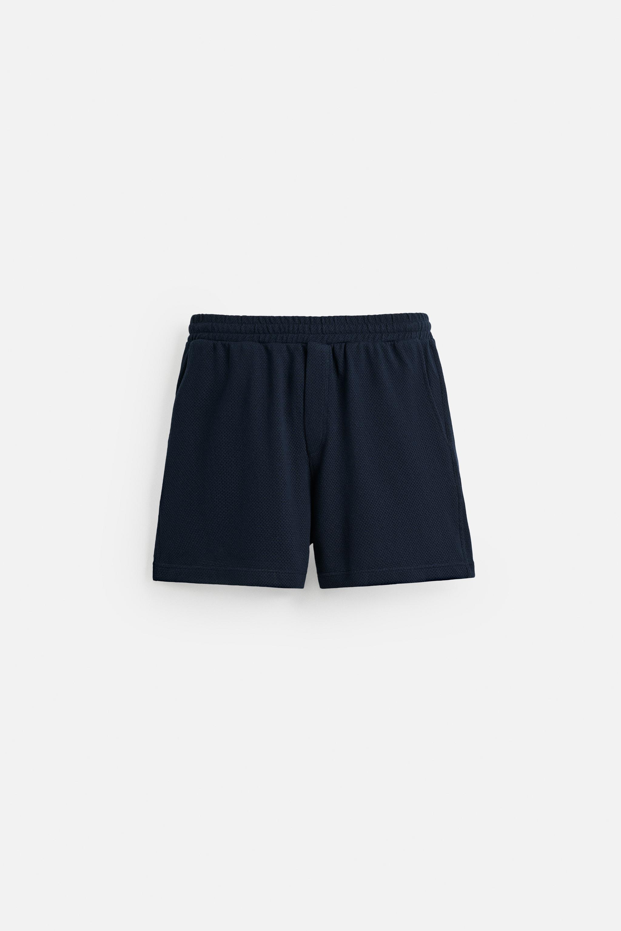 TEXTURED RELAXED FIT SHORTS