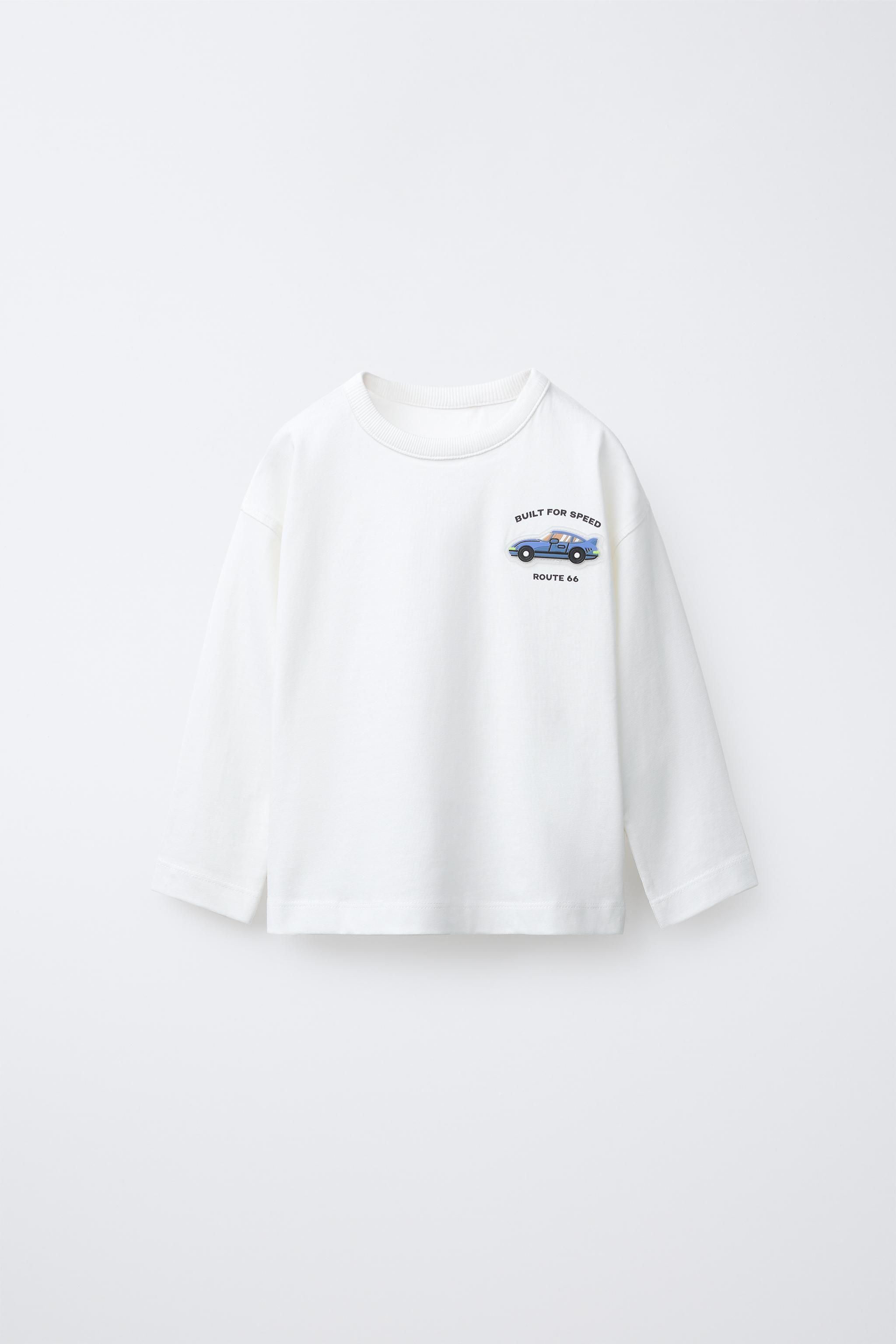 RUBBER APPLIQUÉ T-SHIRT