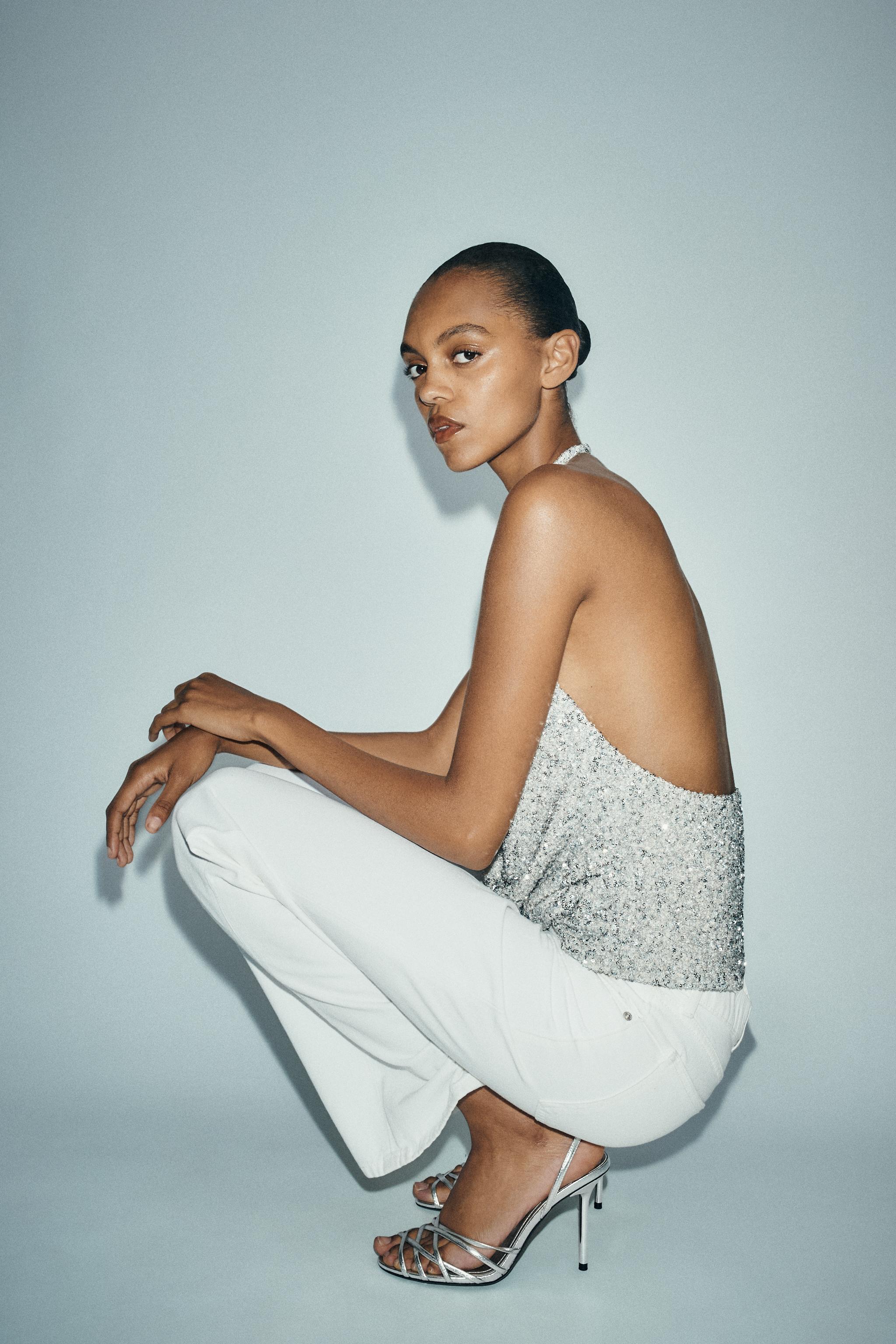 METALLIC EFFECT HEELED SANDALS