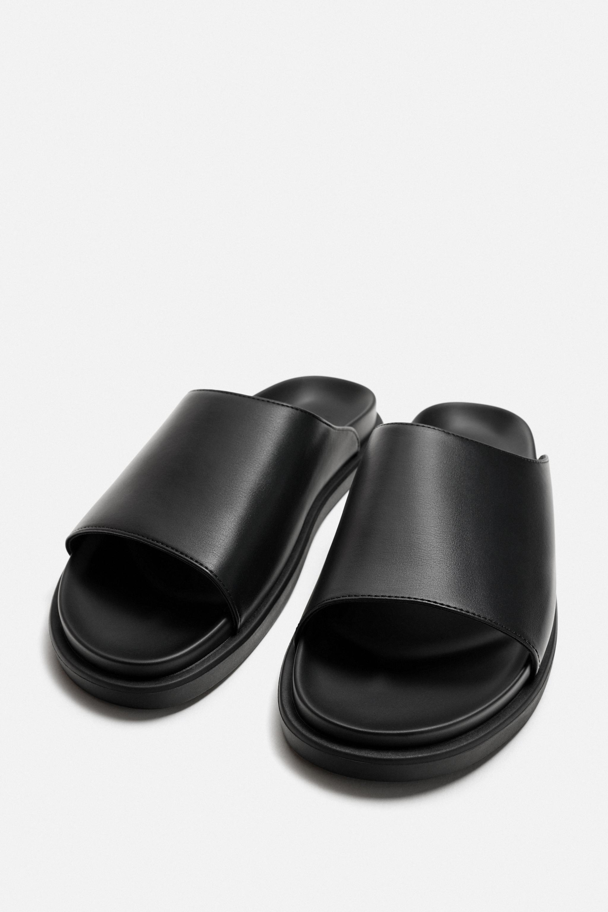 MONOCHROME SANDALS