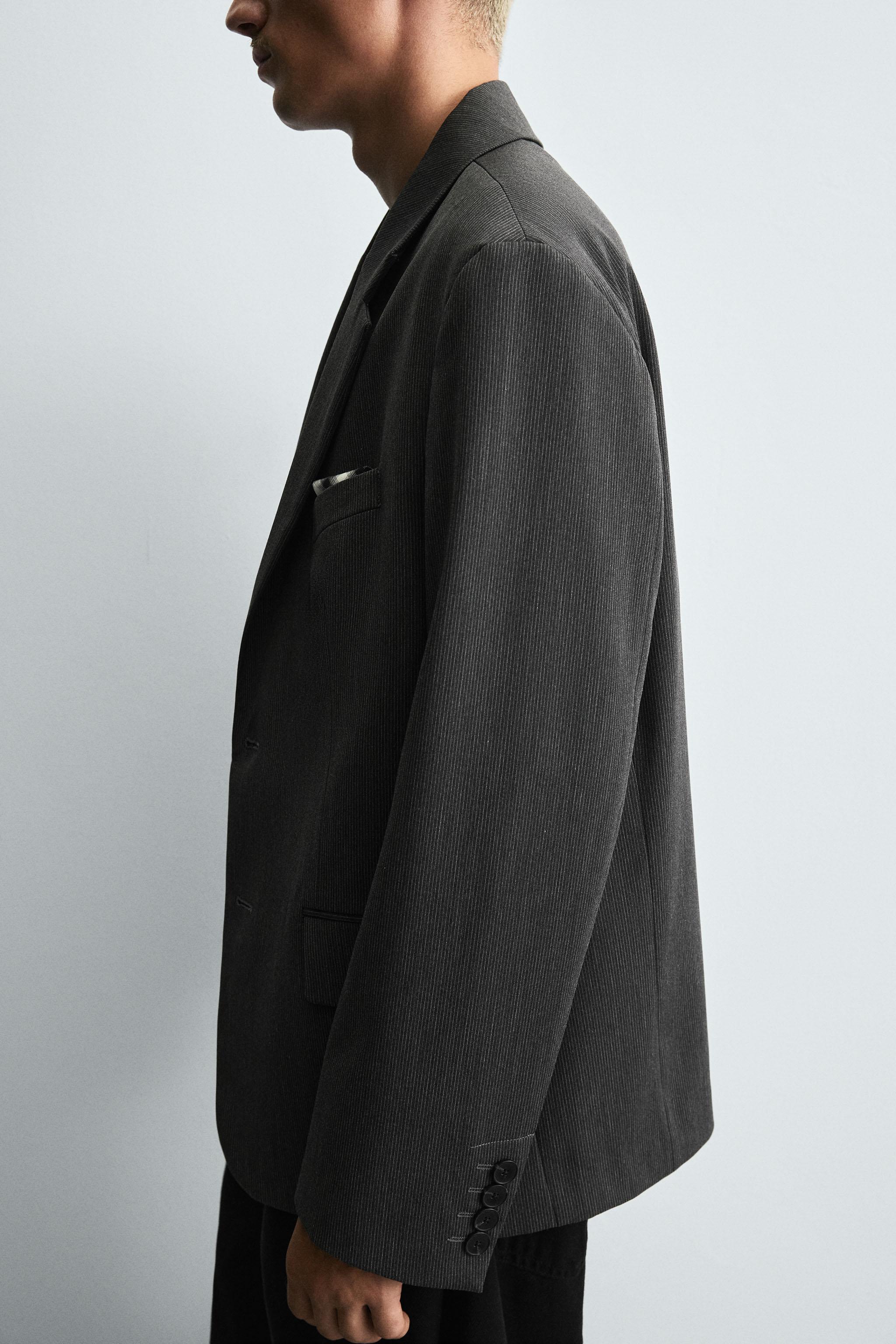 STRIPED OVERSIZED FIT BLAZER