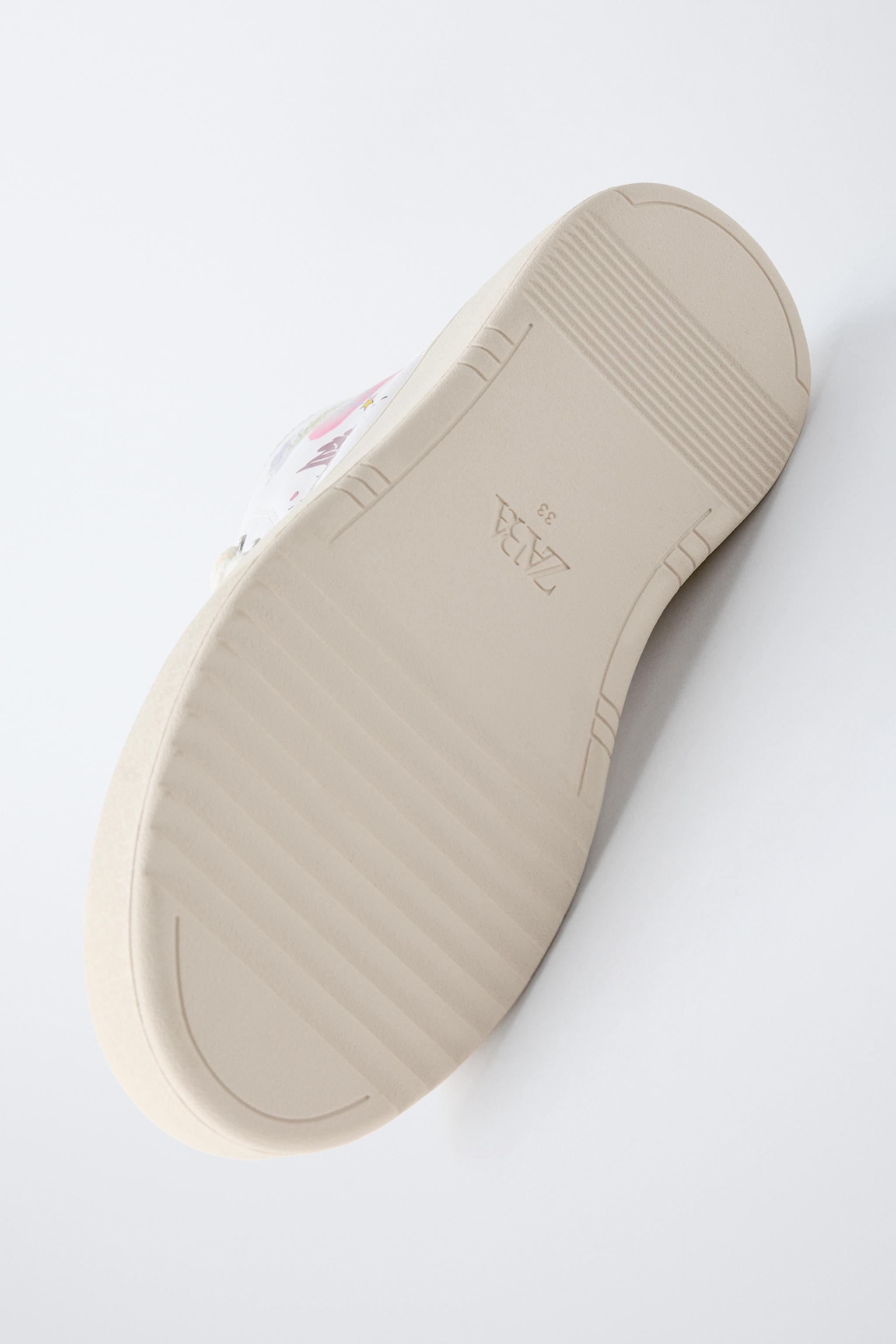 PRINTED HIGH-TOP SNEAKERS