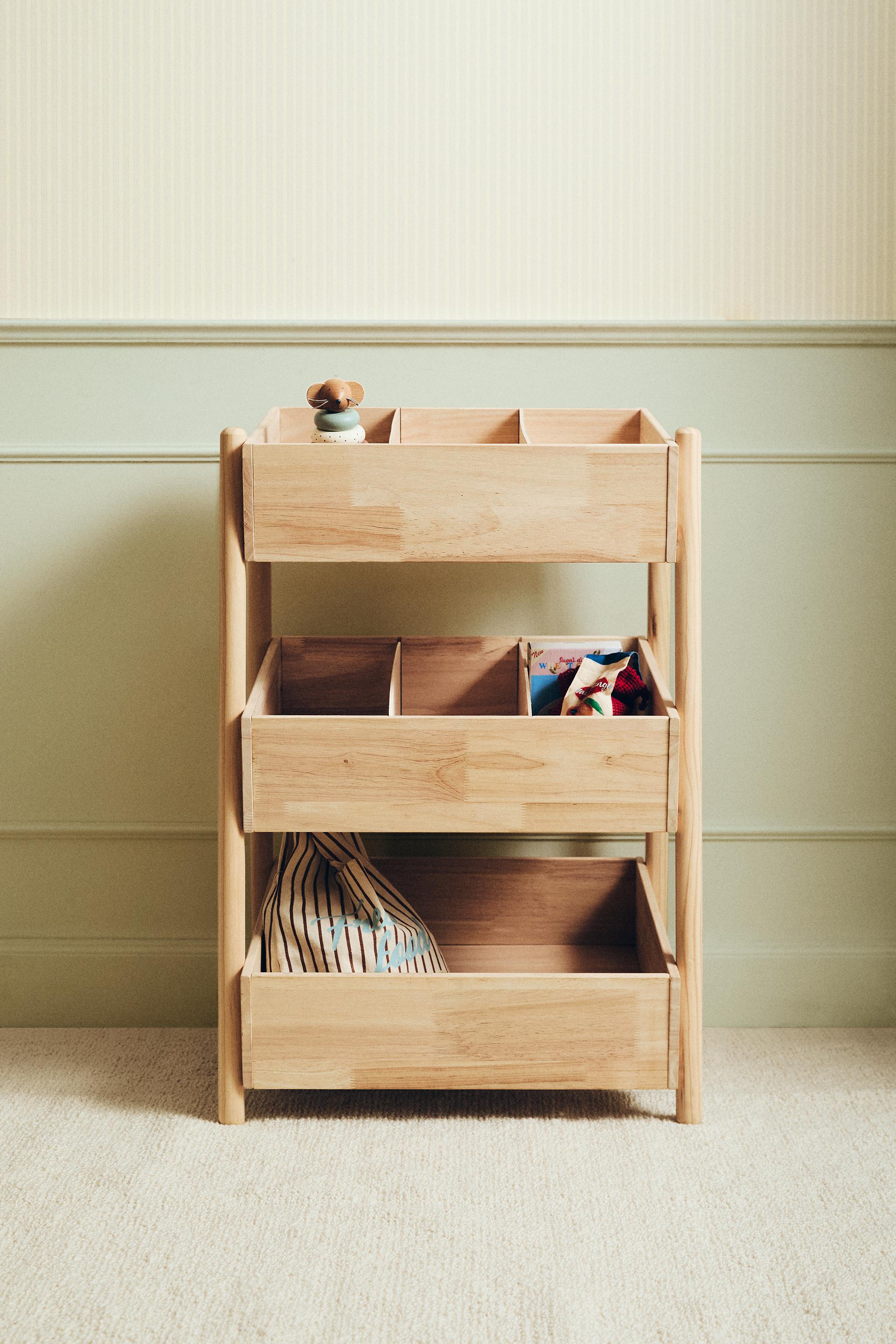 CHILDREN'S SHELVES WITH DRAWERS