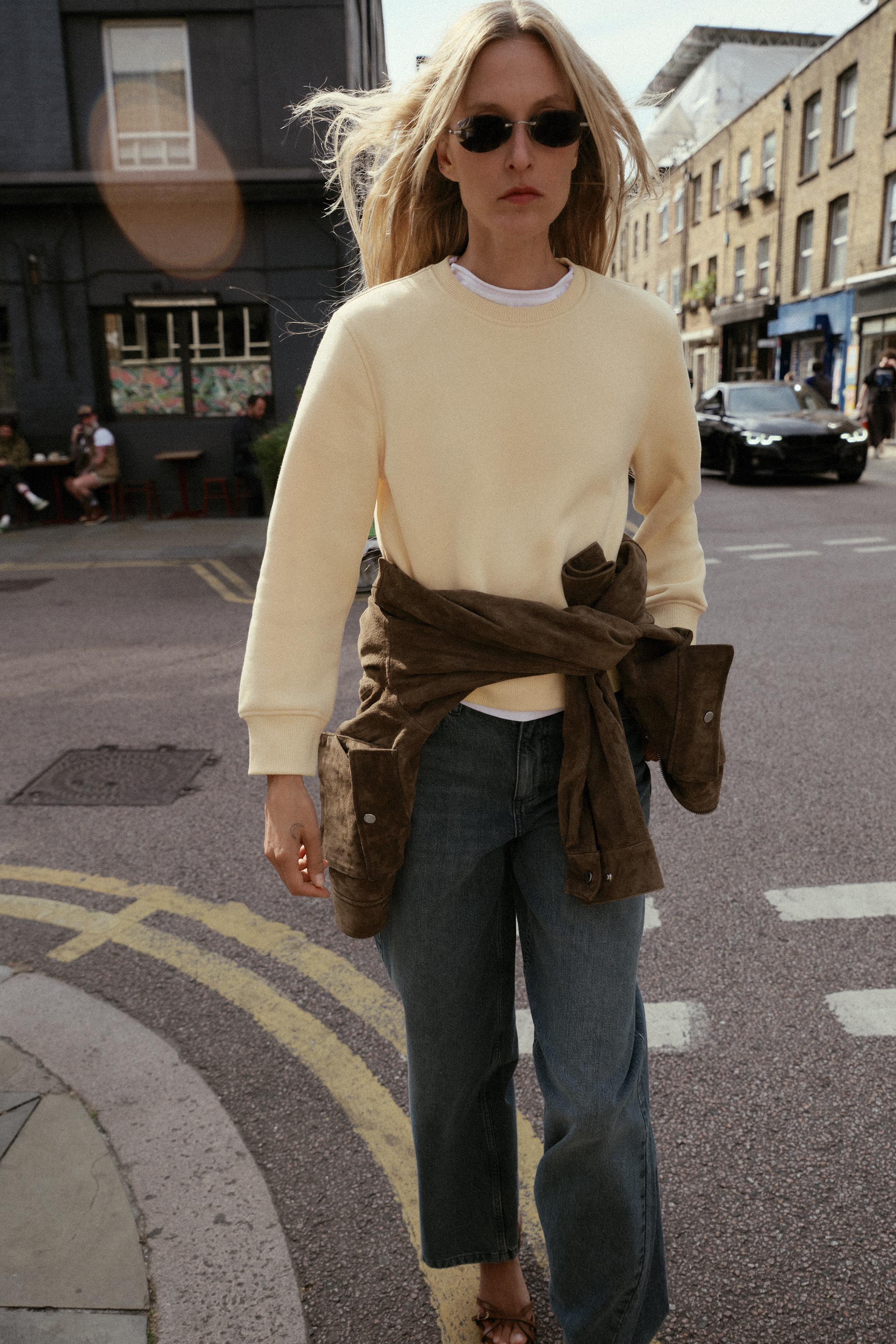 BASIC COTTON SWEATSHIRT