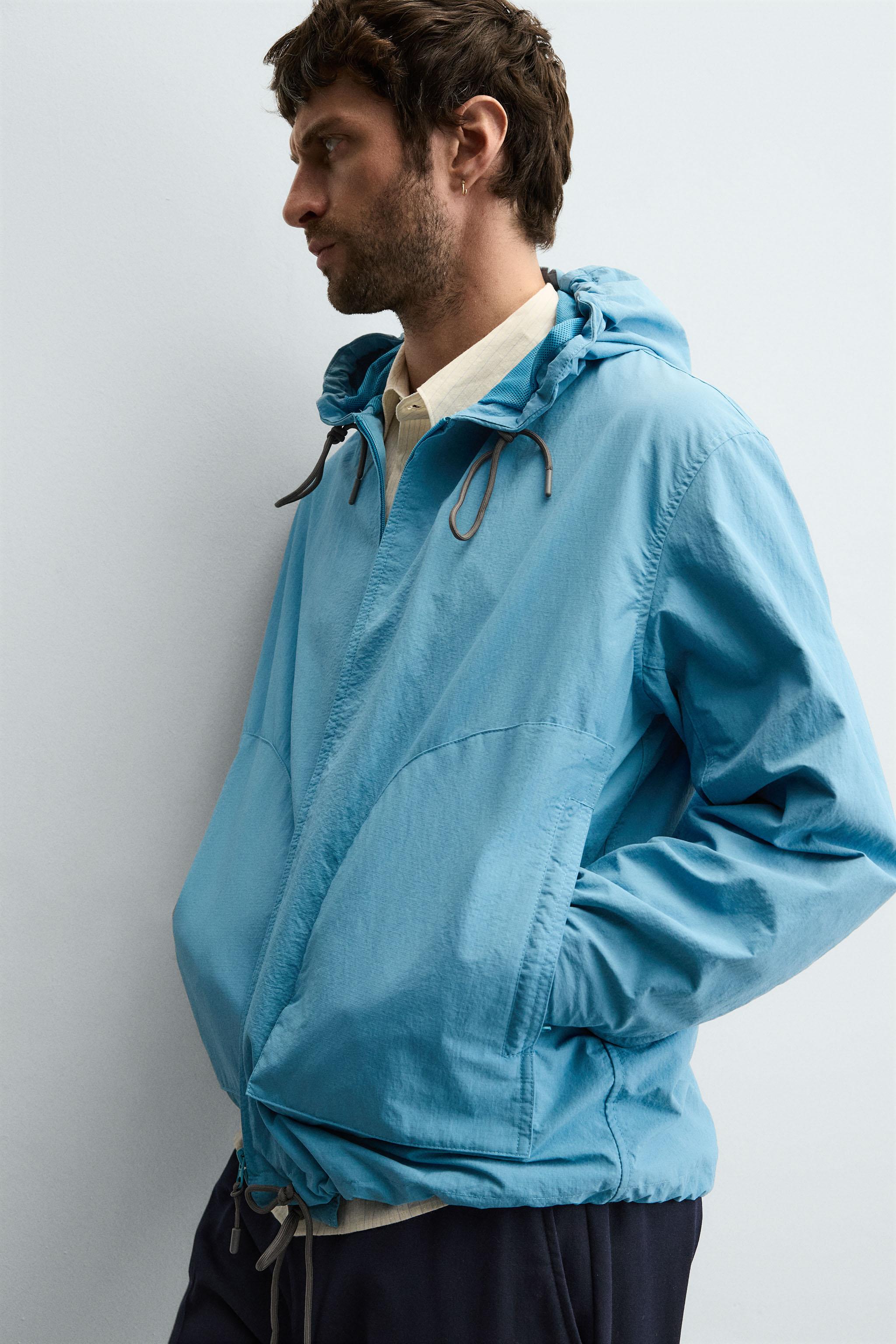 LIGHTWEIGHT TECHNICAL JACKET