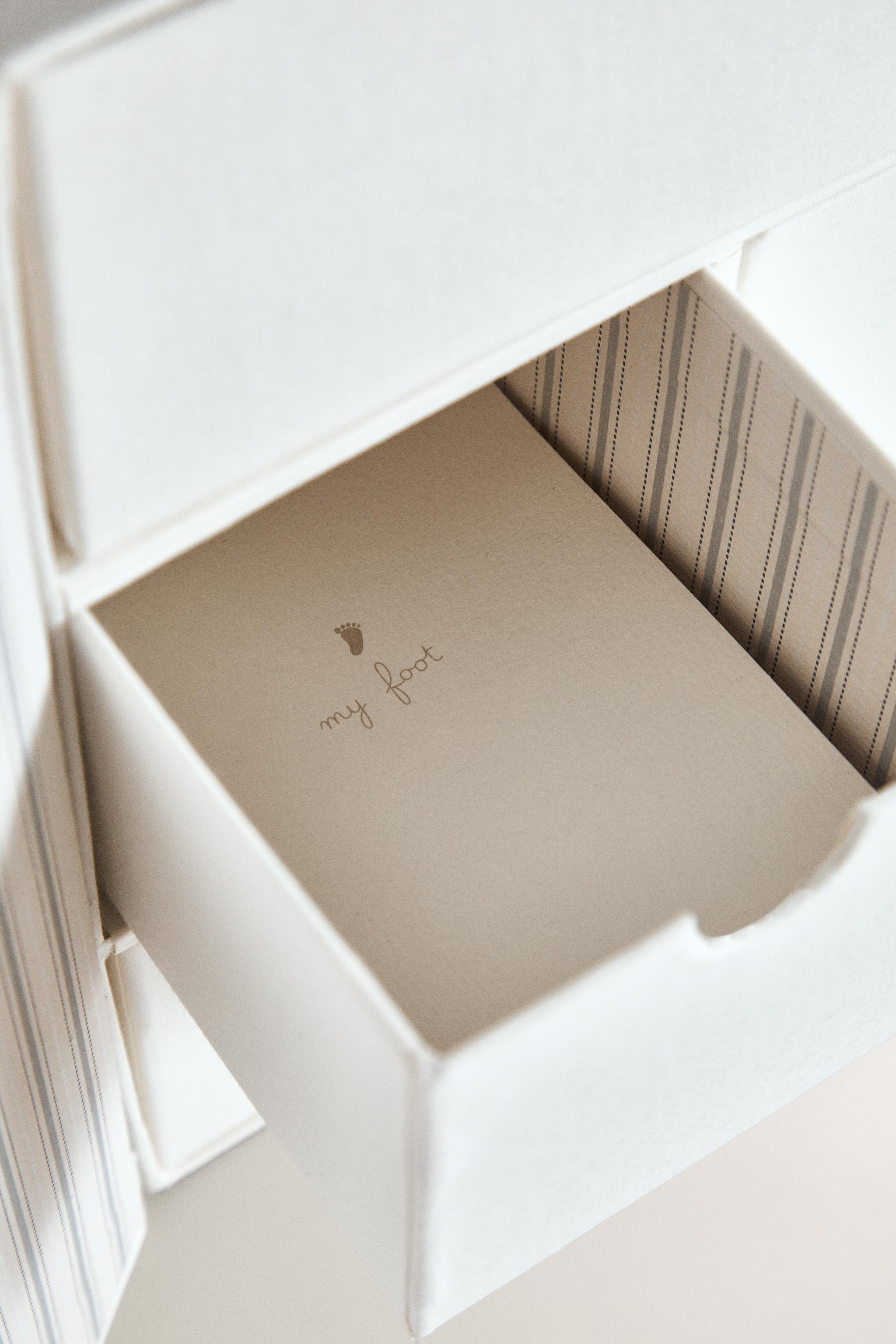 ELEPHANT BABY MEMORY BOX