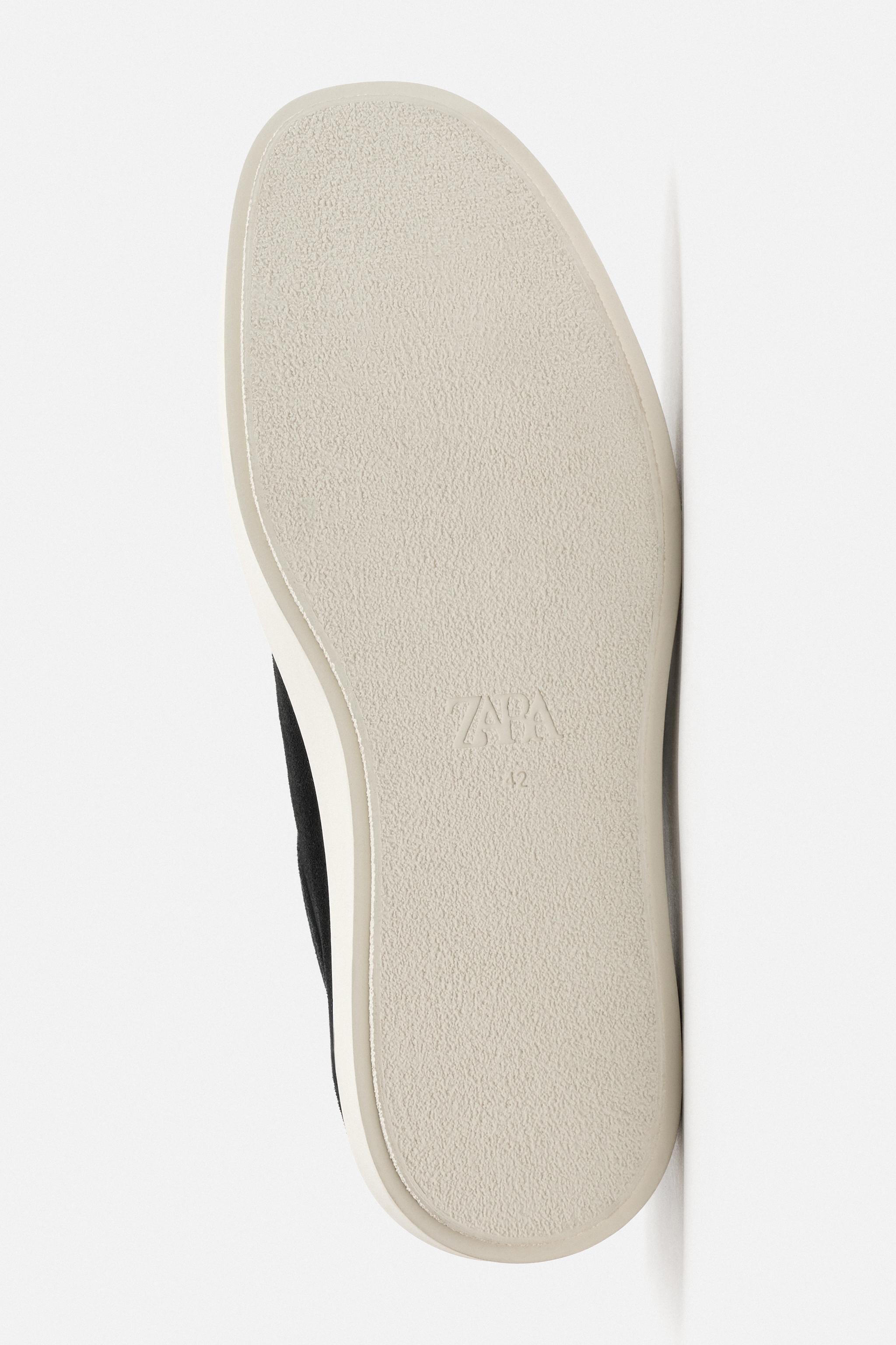 CASUAL LEATHER SHOES