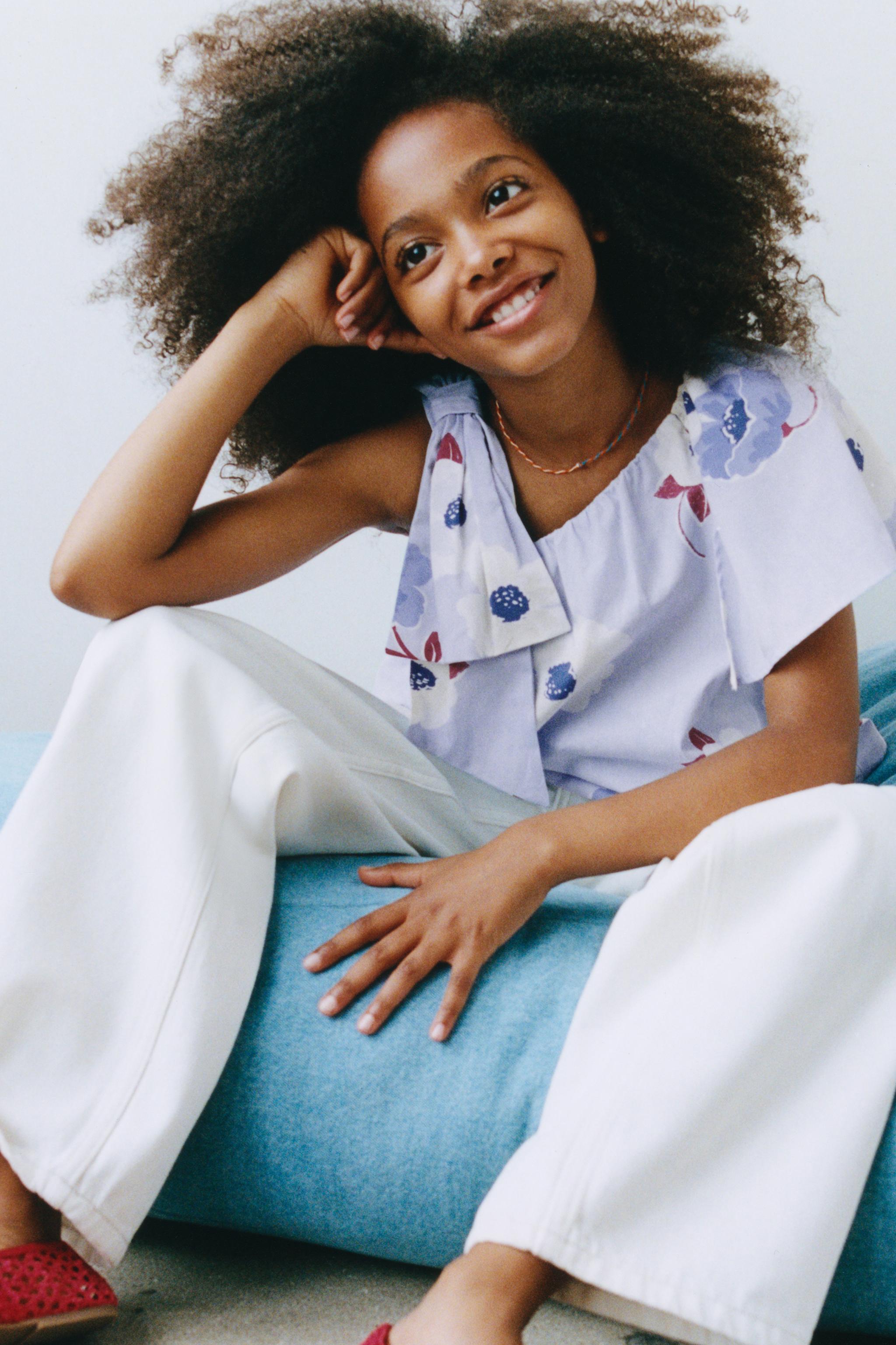 ASYMMETRIC FLORAL TOP