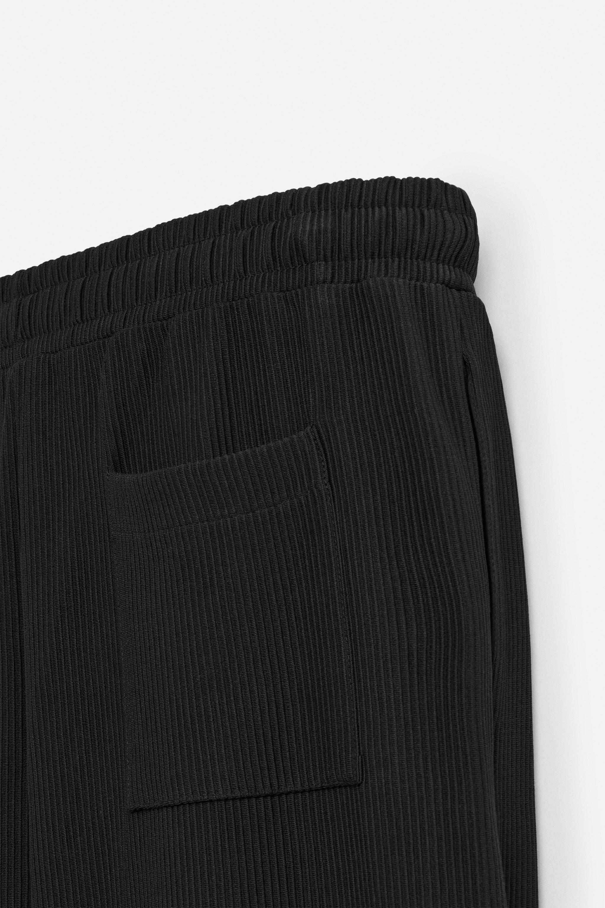 VERTICAL TEXTURED JOGGER PANTS