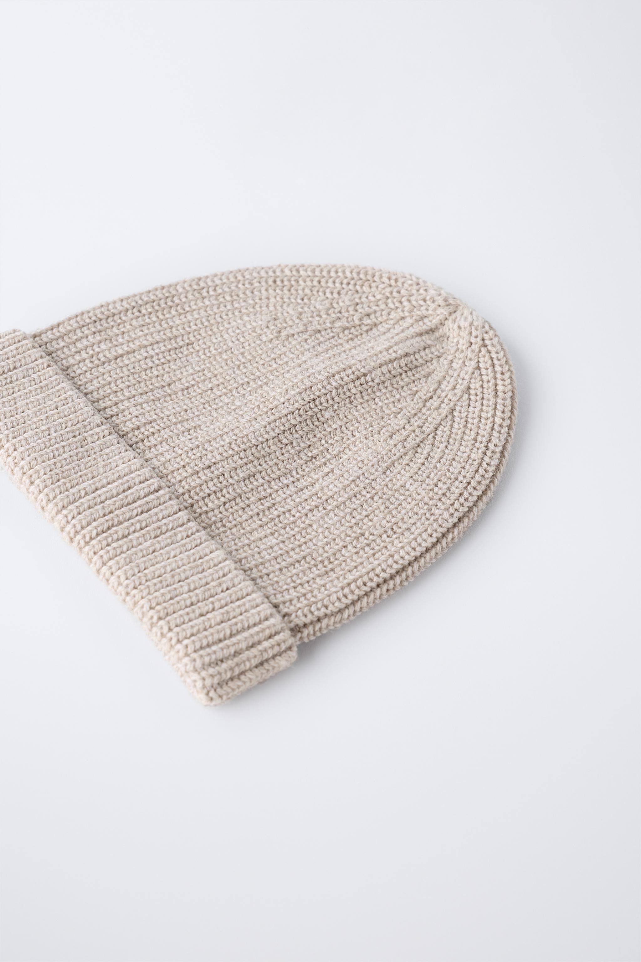 PEARL KNIT HAT