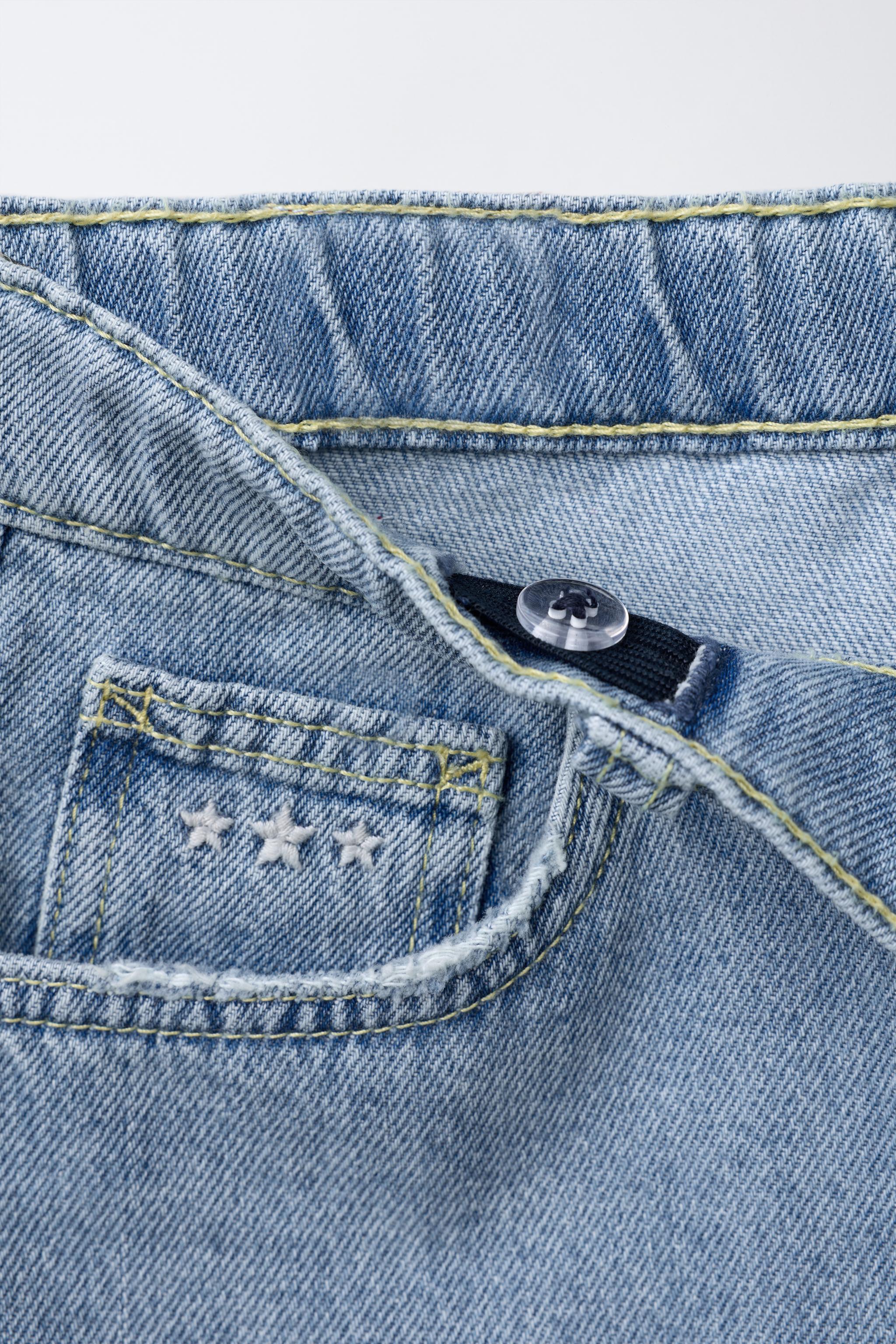 FRAYED EMBROIDERED DENIM SHORTS