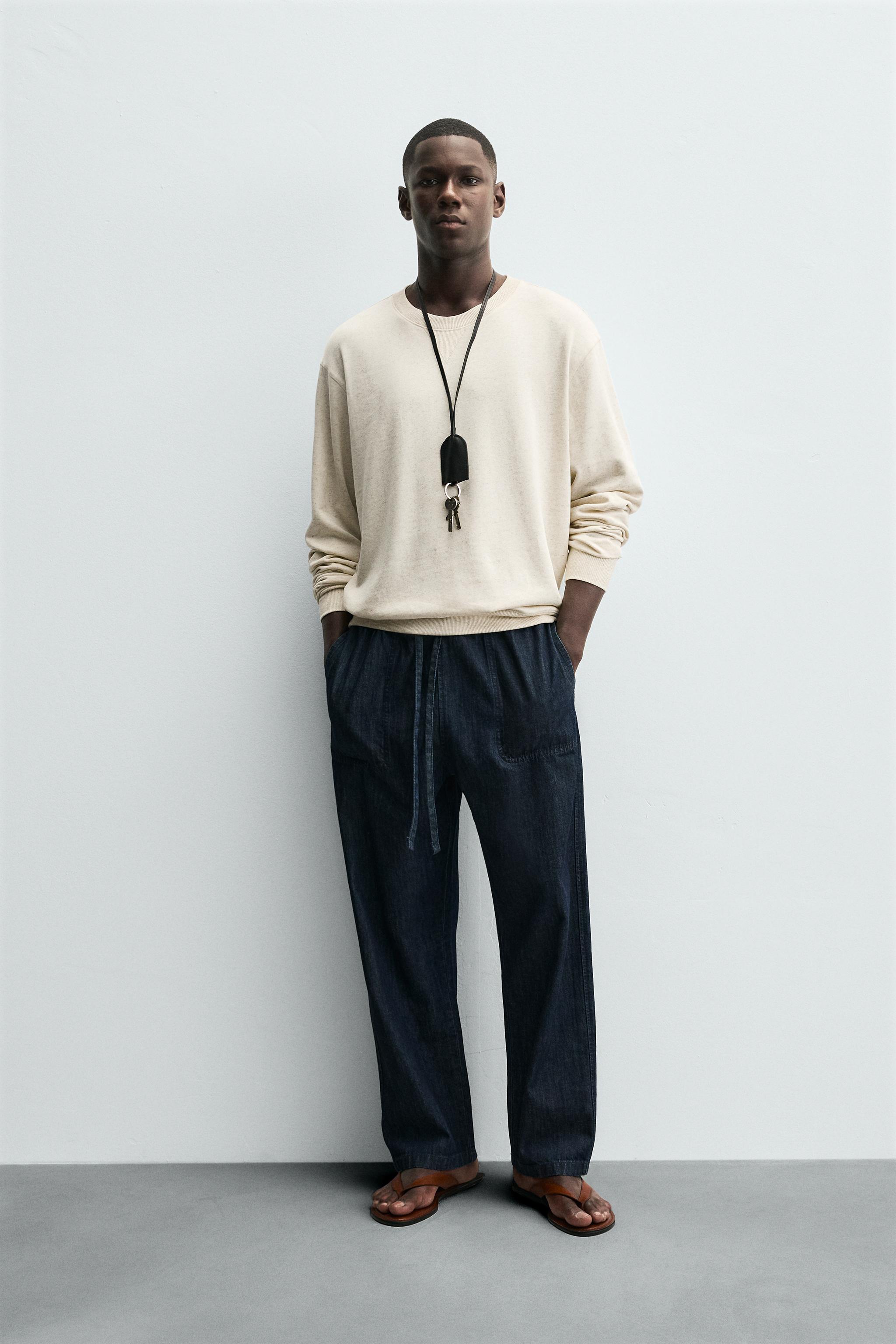 SOFT CREWNECK SWEATSHIRT