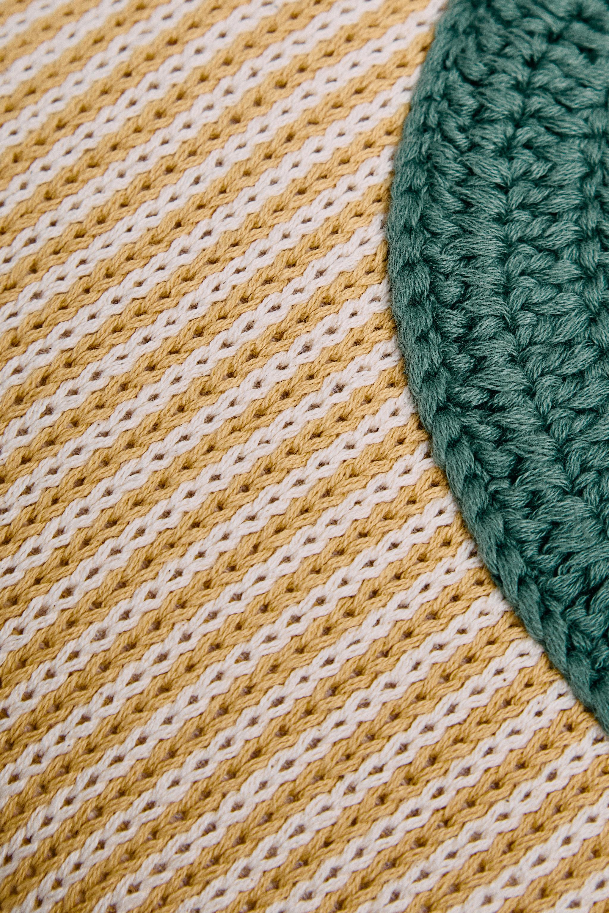 CHILDREN'S EMBROIDERED LETTER D THROW PILLOW